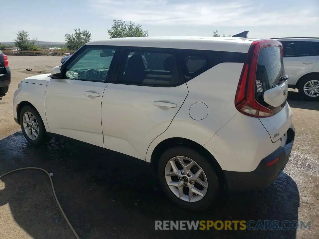 2 Photograph of a damaged car KNDJ23AU0M7746415 KIA SOUL 2021
