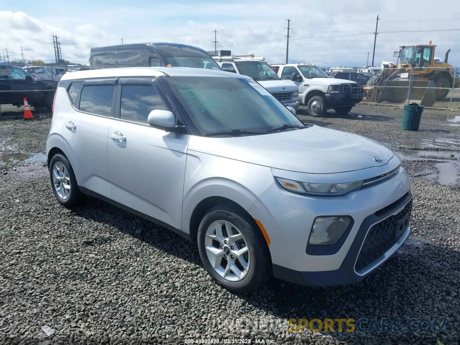 1 Photograph of a damaged car KNDJ23AU0M7747371 KIA SOUL 2021