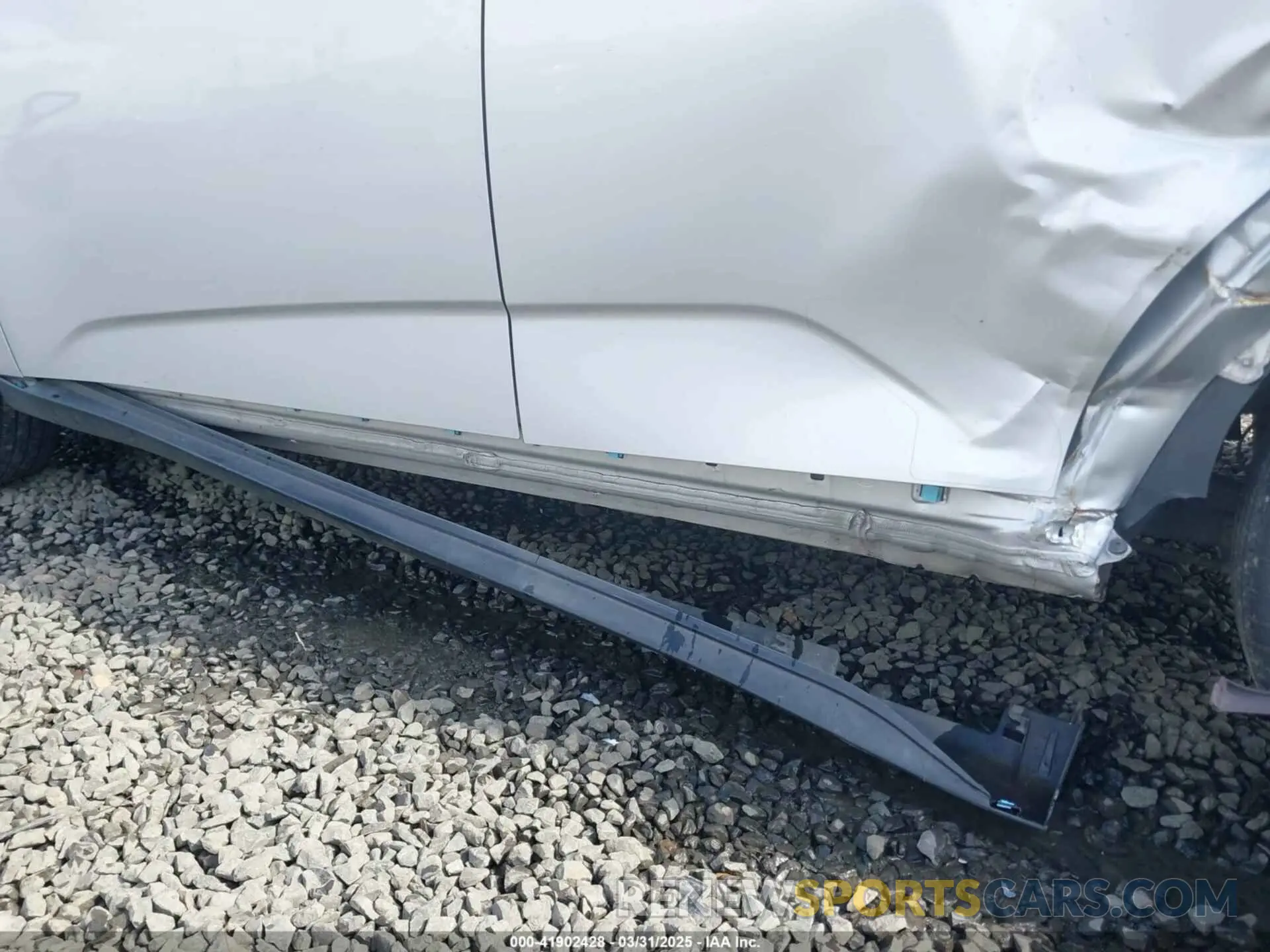 18 Photograph of a damaged car KNDJ23AU0M7747371 KIA SOUL 2021