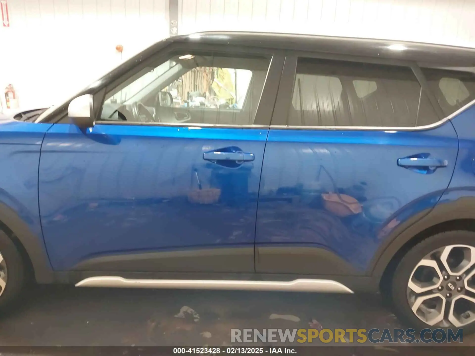 14 Photograph of a damaged car KNDJ23AU1M7129377 KIA SOUL 2021