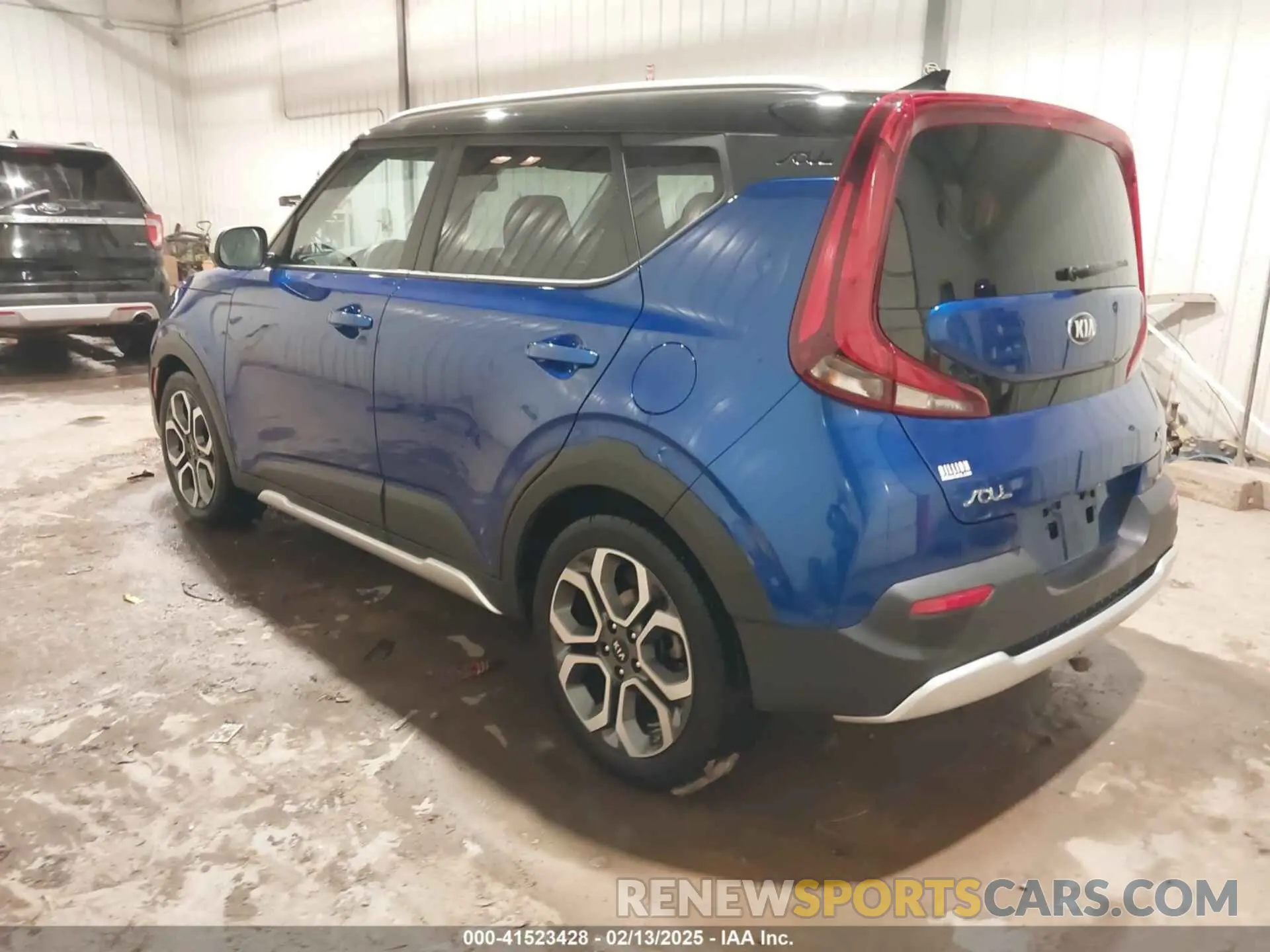 3 Photograph of a damaged car KNDJ23AU1M7129377 KIA SOUL 2021