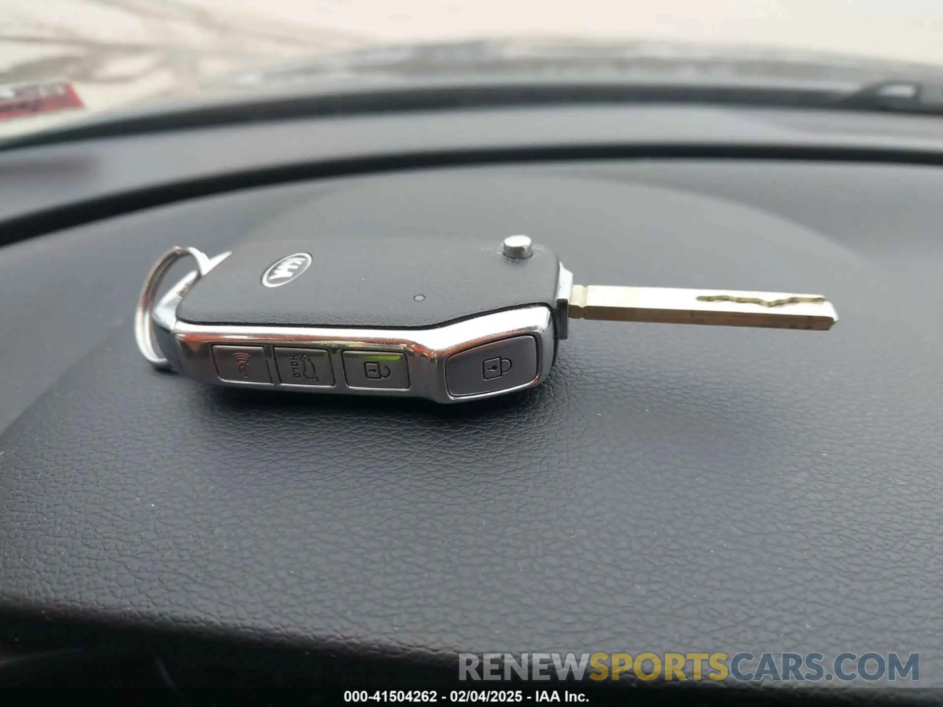 11 Photograph of a damaged car KNDJ23AU1M7142162 KIA SOUL 2021
