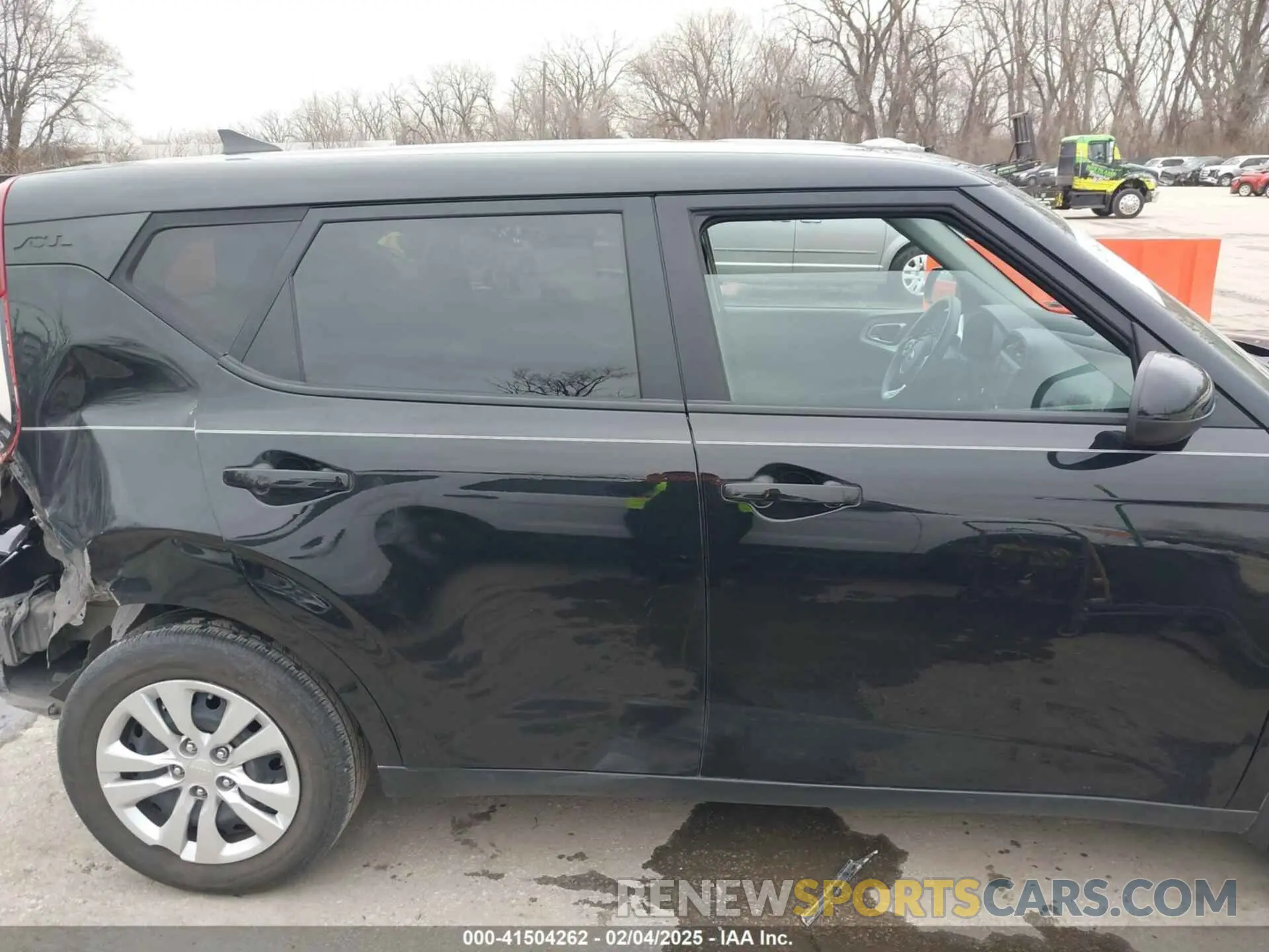 13 Photograph of a damaged car KNDJ23AU1M7142162 KIA SOUL 2021