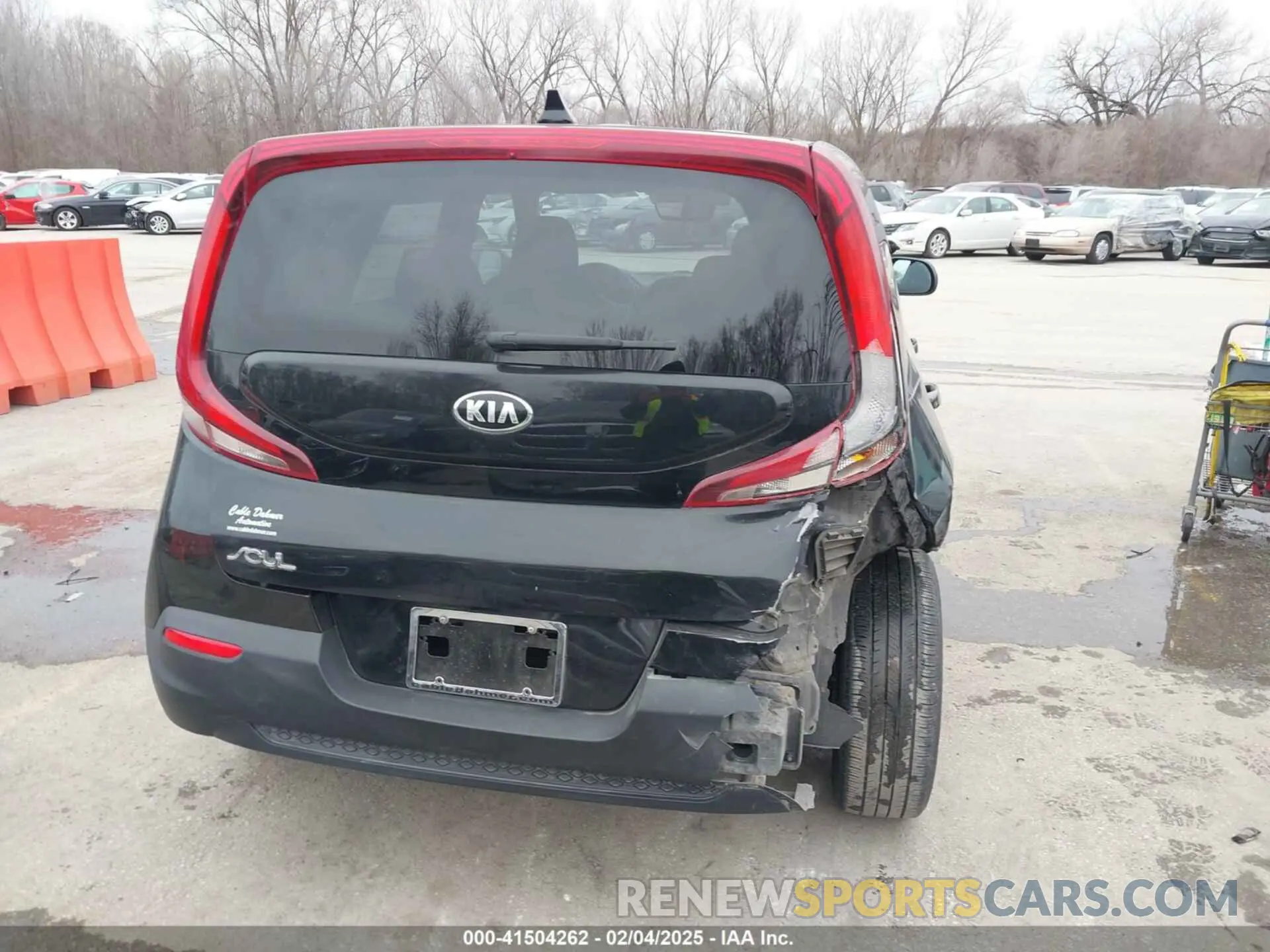 16 Photograph of a damaged car KNDJ23AU1M7142162 KIA SOUL 2021