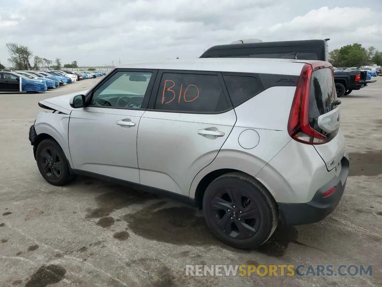 2 Photograph of a damaged car KNDJ23AU1M7762882 KIA SOUL 2021
