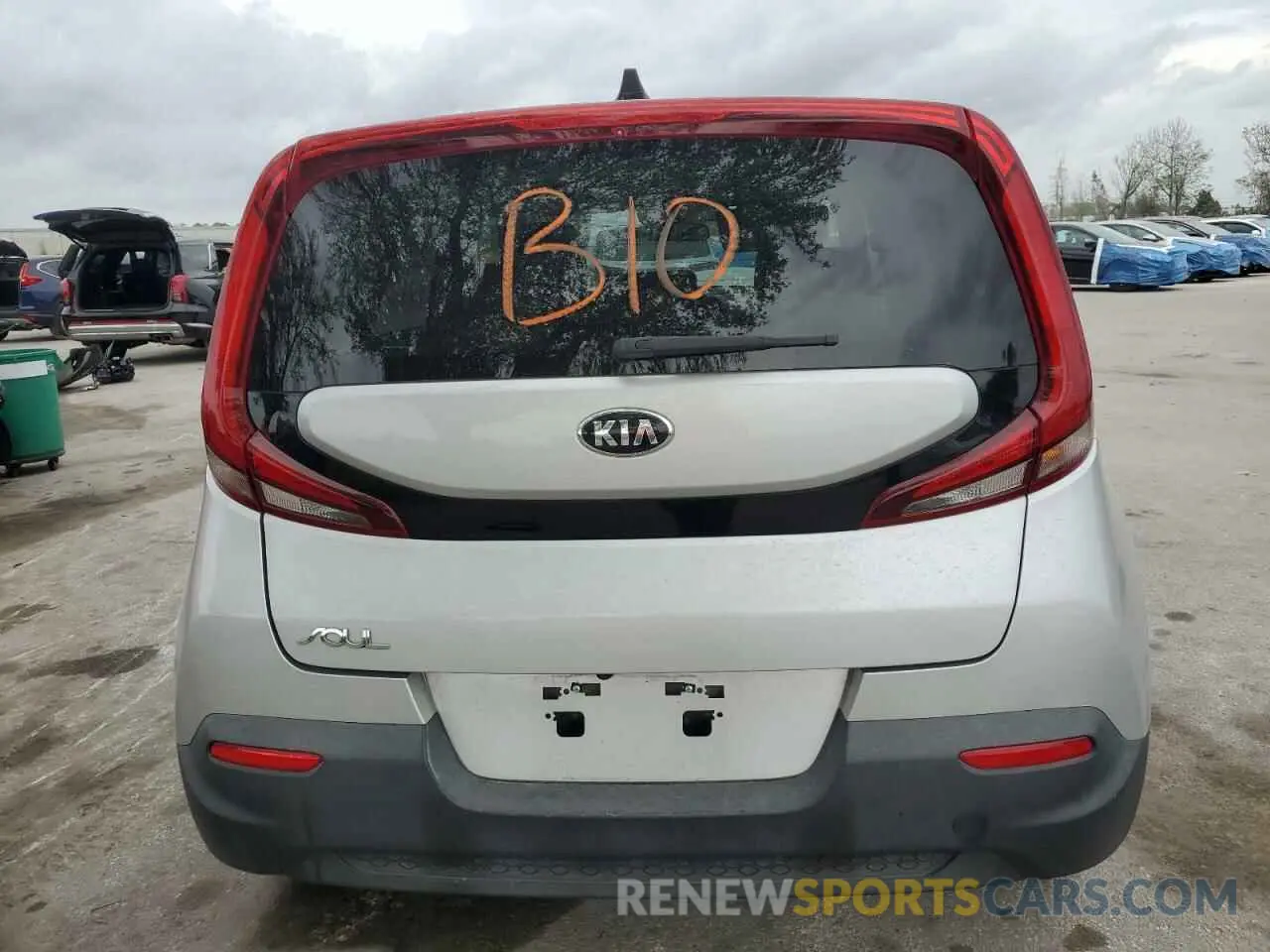 6 Photograph of a damaged car KNDJ23AU1M7762882 KIA SOUL 2021