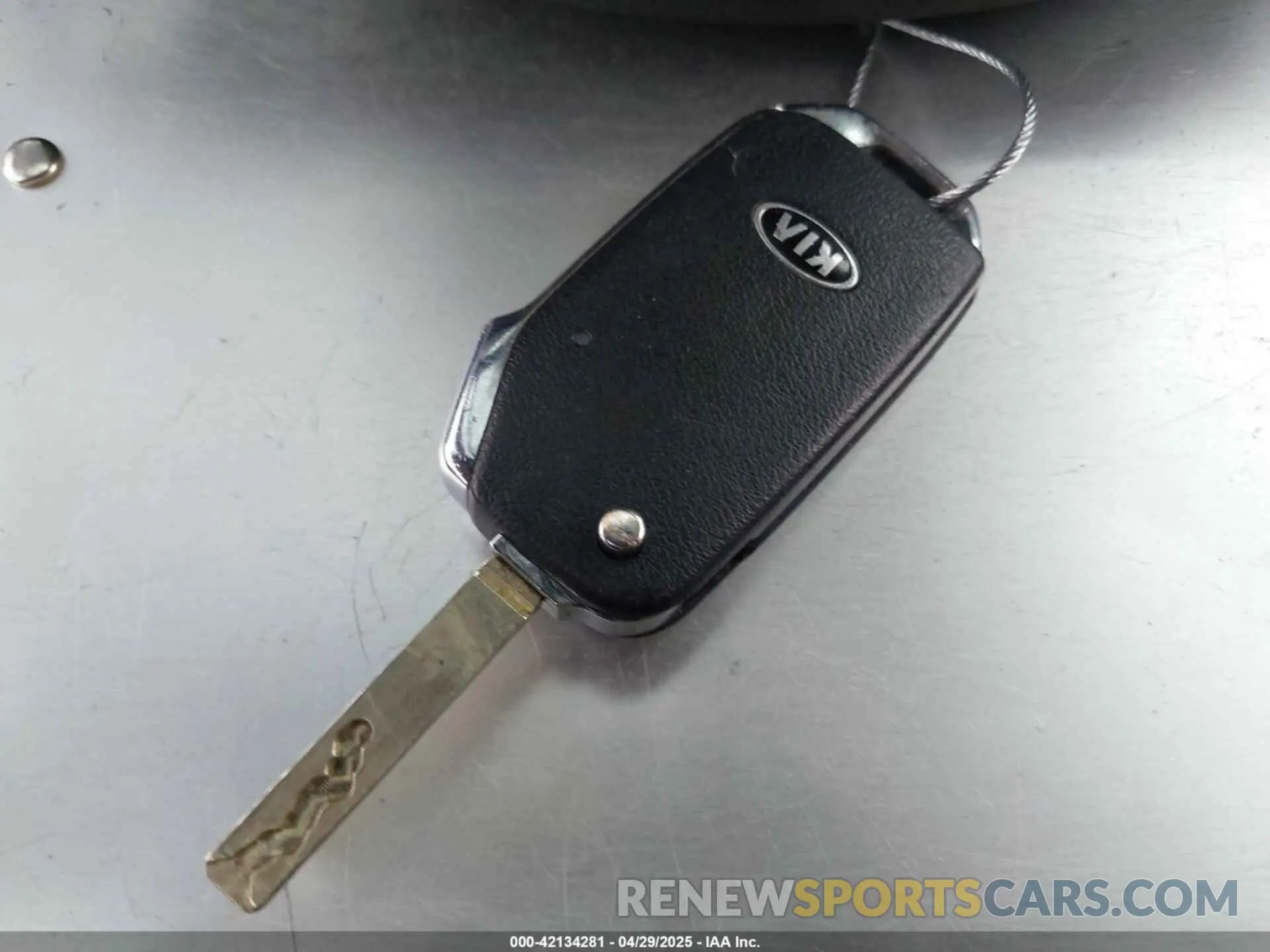 11 Фотография поврежденного автомобиля KNDJ23AU1M7782999 KIA SOUL 2021