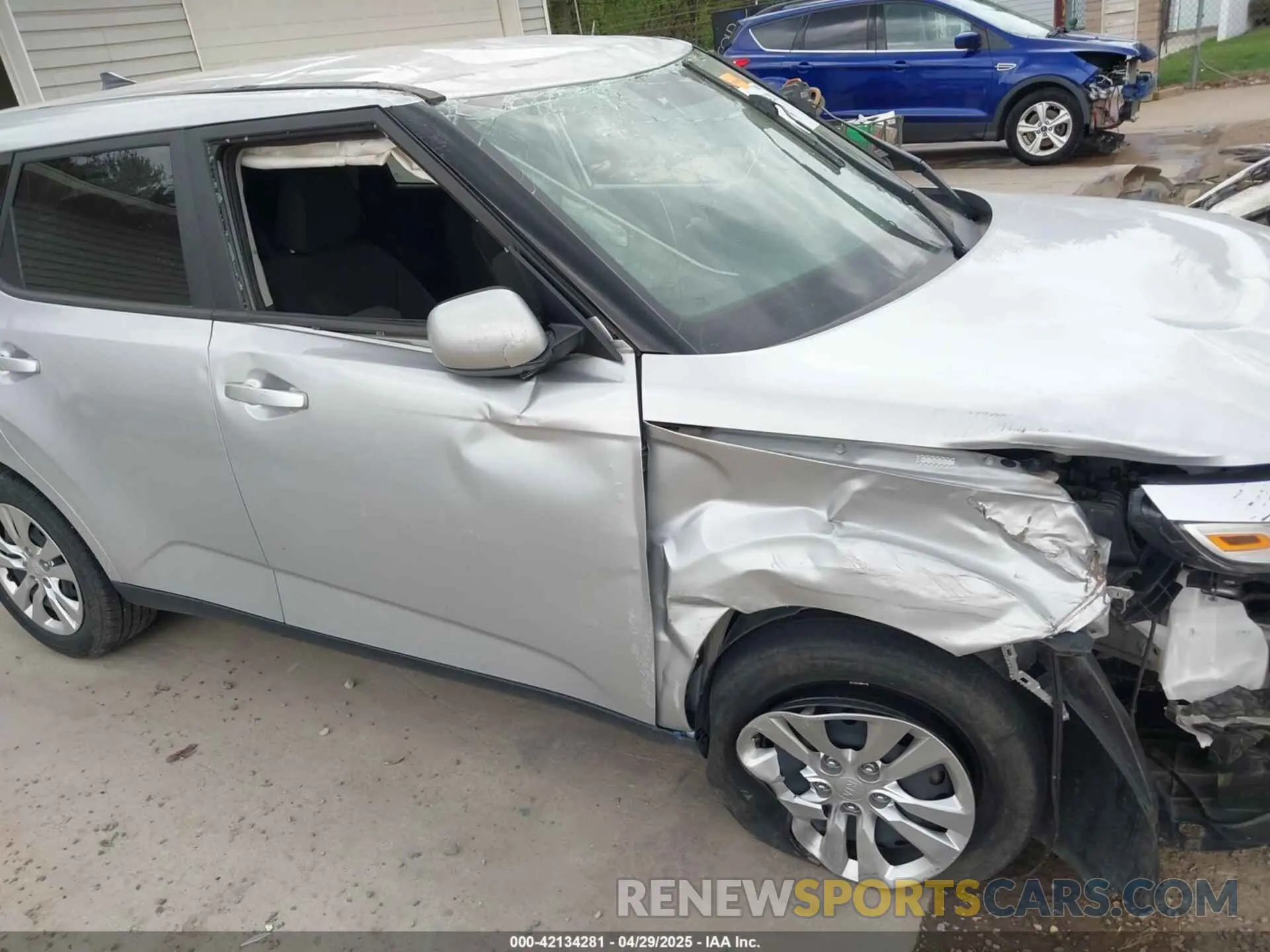 13 Фотография поврежденного автомобиля KNDJ23AU1M7782999 KIA SOUL 2021
