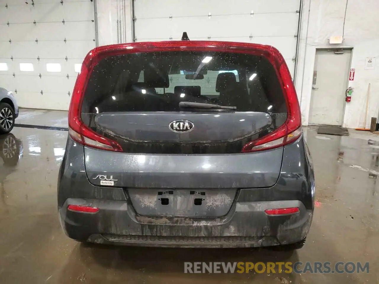 6 Photograph of a damaged car KNDJ23AU1M7785384 KIA SOUL 2021