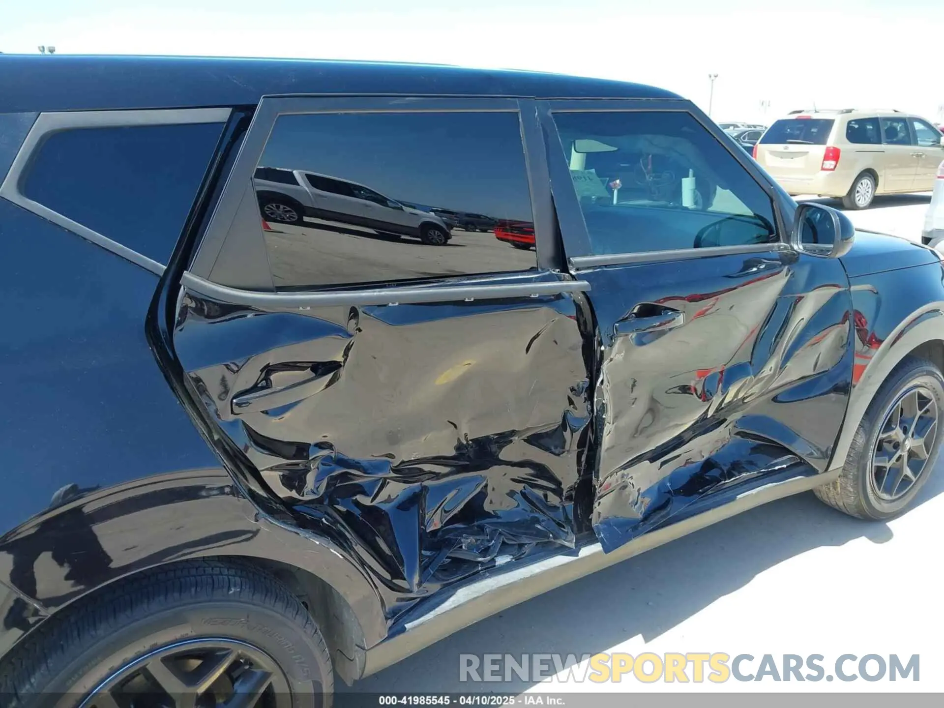 6 Photograph of a damaged car KNDJ23AU2M7129615 KIA SOUL 2021