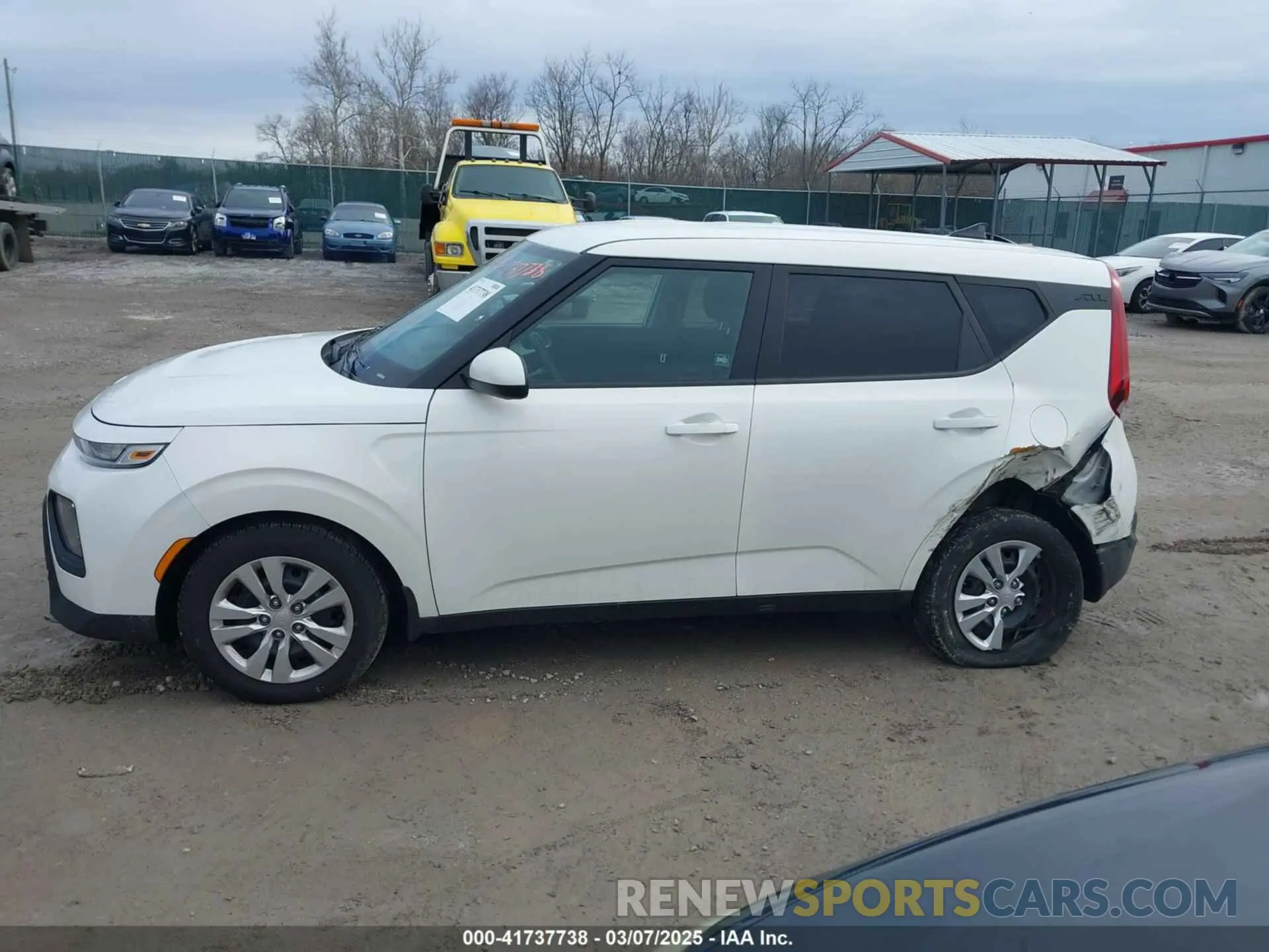 14 Photograph of a damaged car KNDJ23AU2M7143076 KIA SOUL 2021