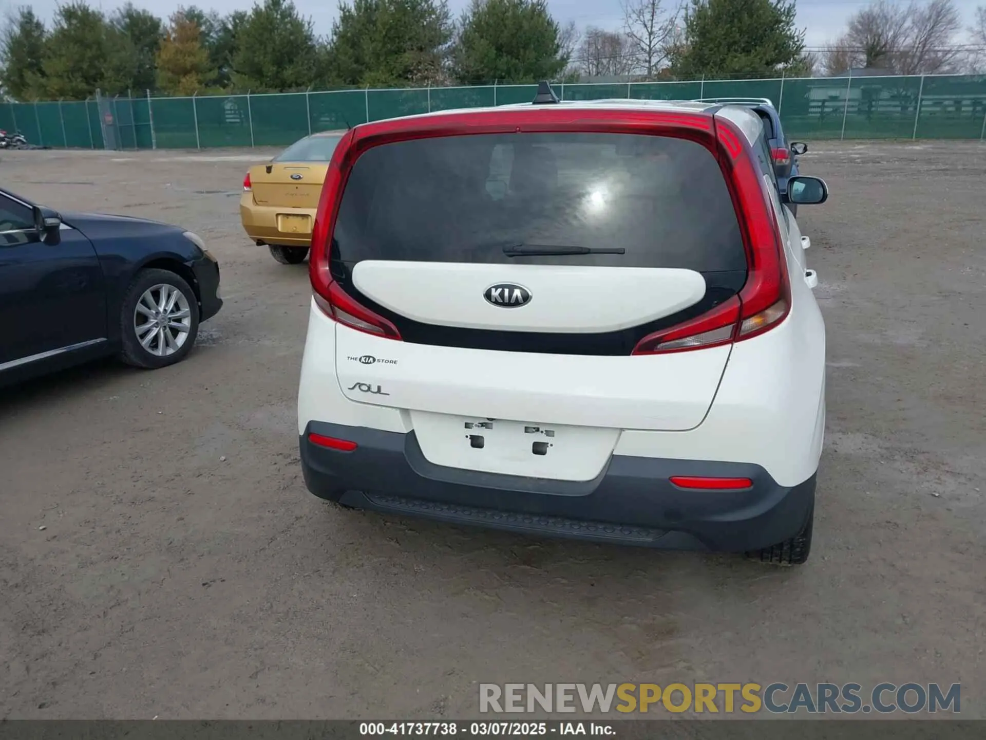 16 Photograph of a damaged car KNDJ23AU2M7143076 KIA SOUL 2021