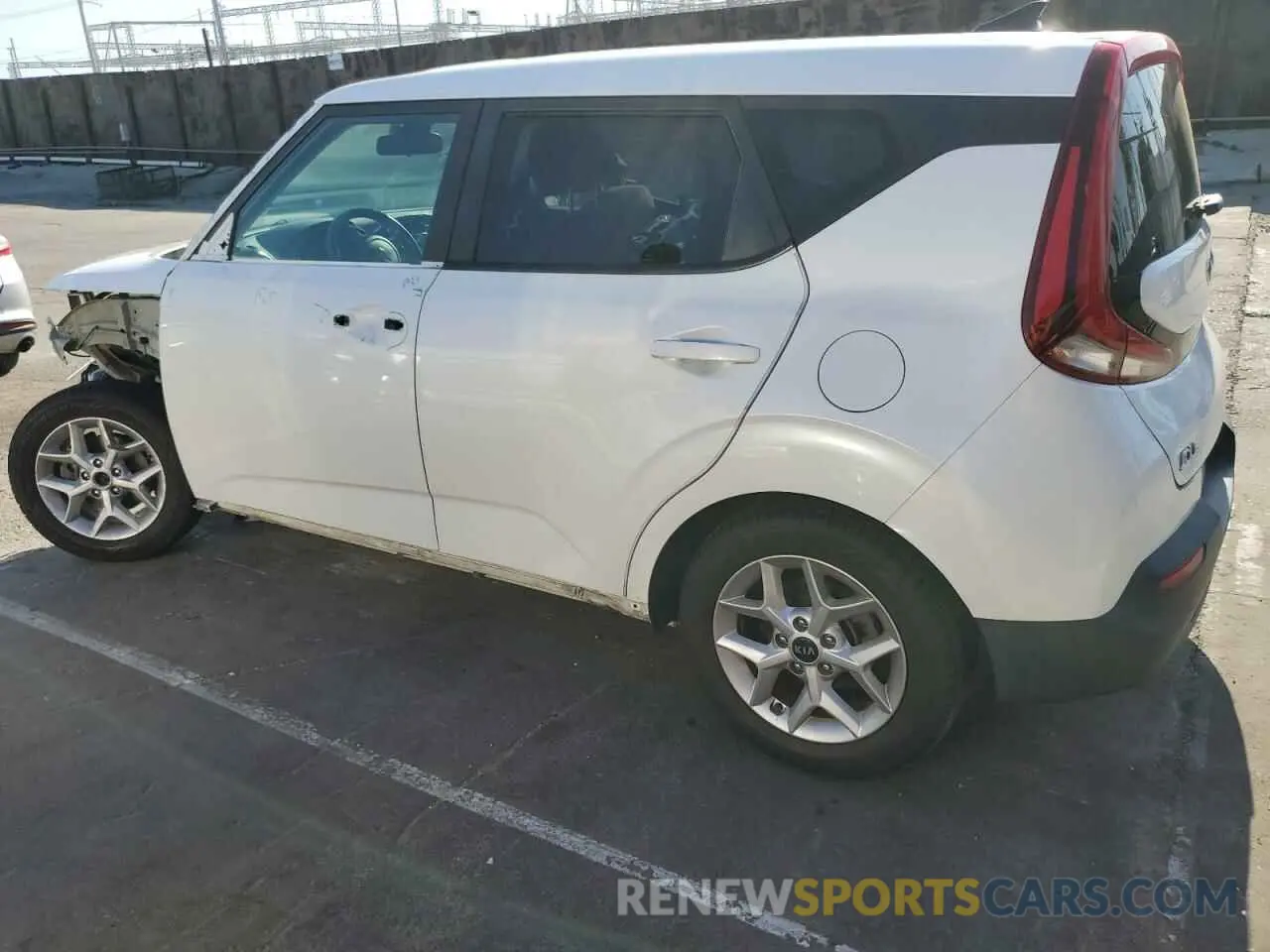 2 Photograph of a damaged car KNDJ23AU2M7746660 KIA SOUL 2021