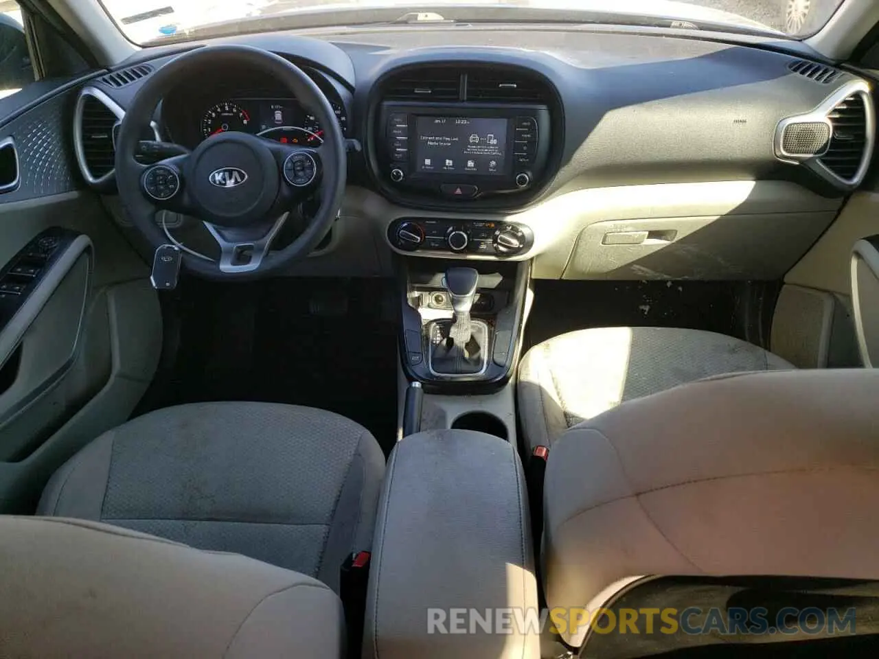 8 Фотография поврежденного автомобиля KNDJ23AU2M7761806 KIA SOUL 2021