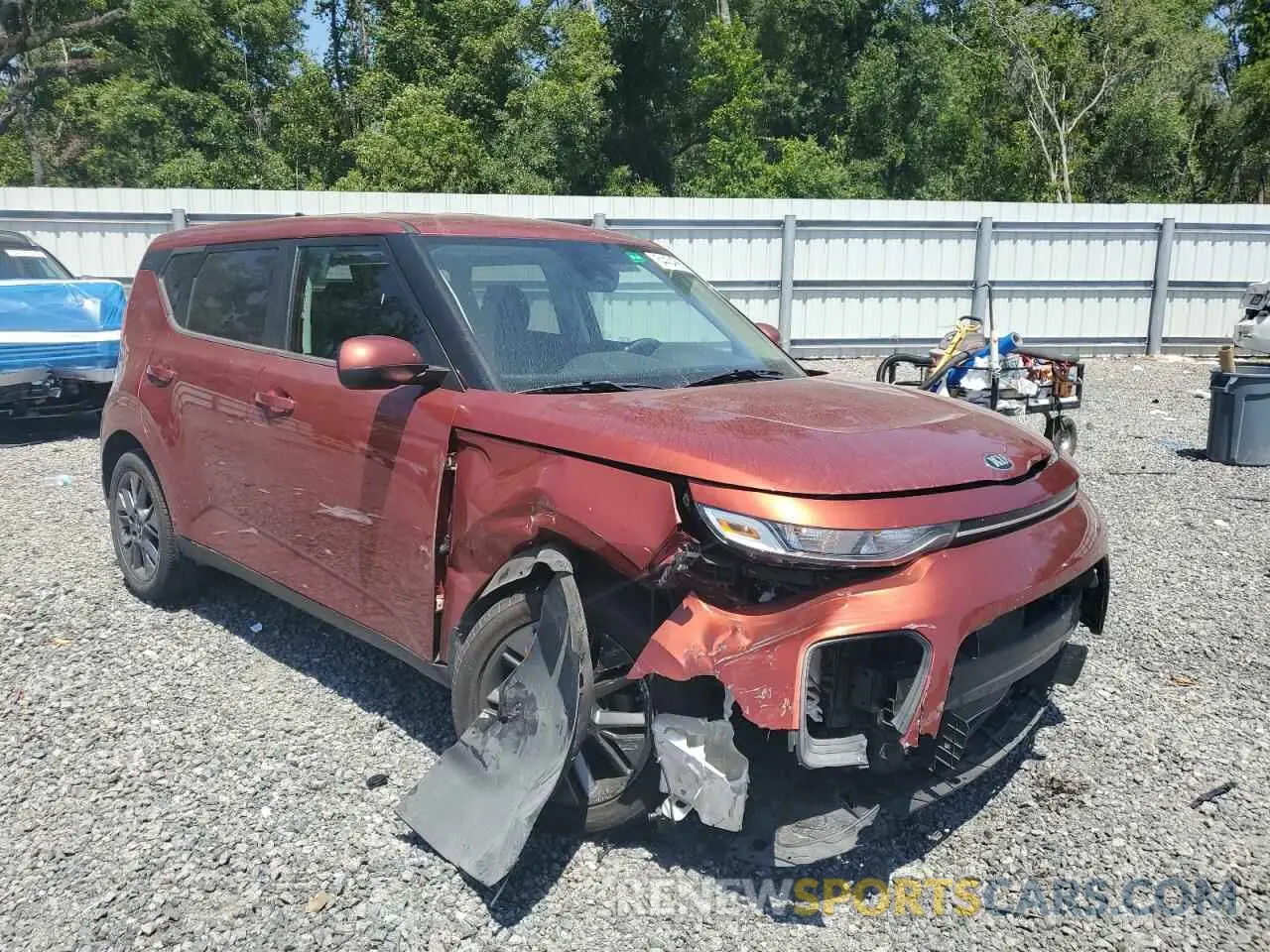 4 Photograph of a damaged car KNDJ23AU2M7795213 KIA SOUL 2021