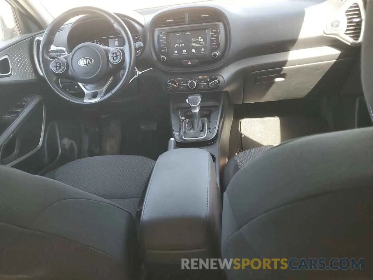 8 Photograph of a damaged car KNDJ23AU3M7127419 KIA SOUL 2021