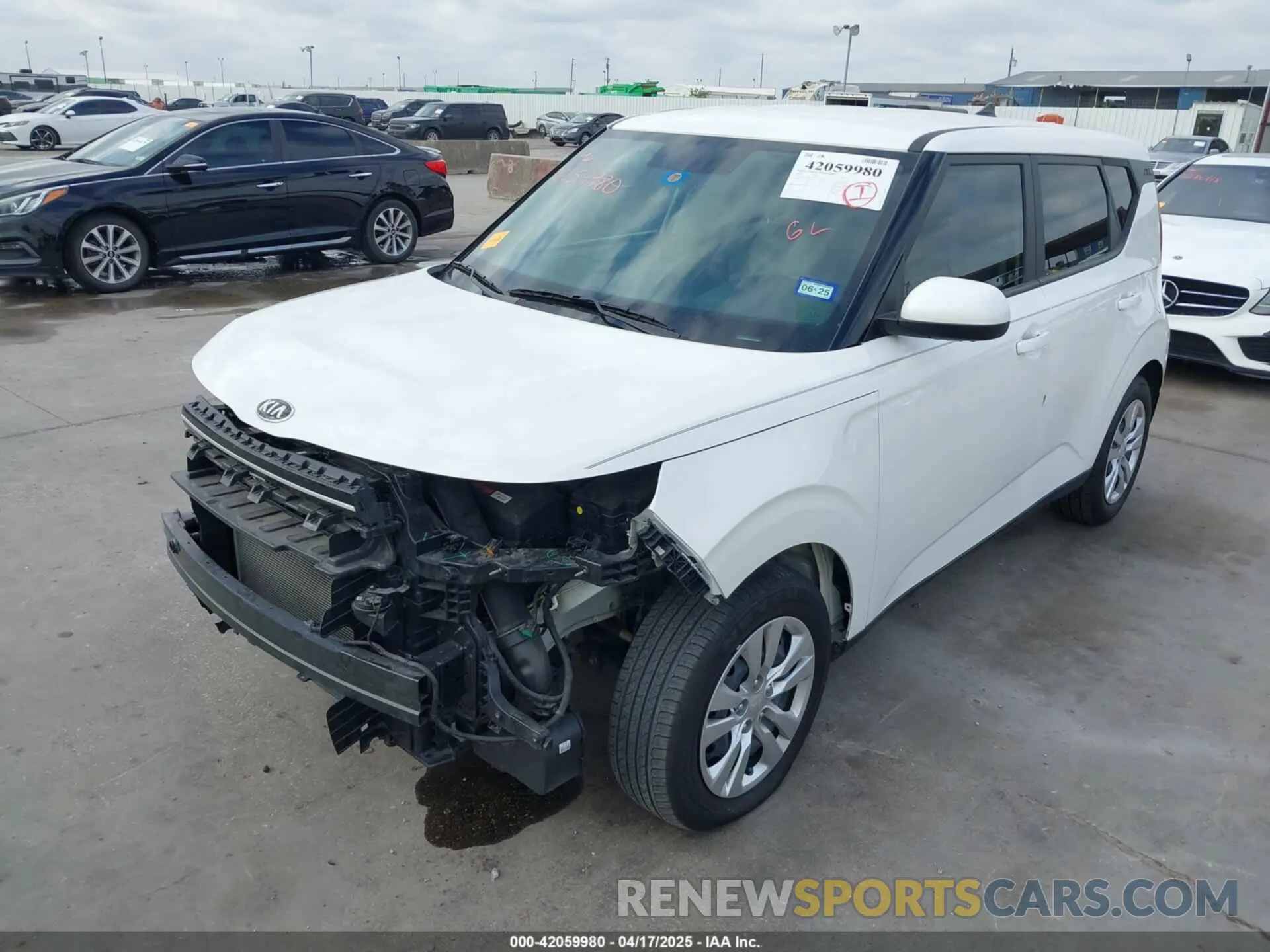 2 Фотография поврежденного автомобиля KNDJ23AU3M7147301 KIA SOUL 2021