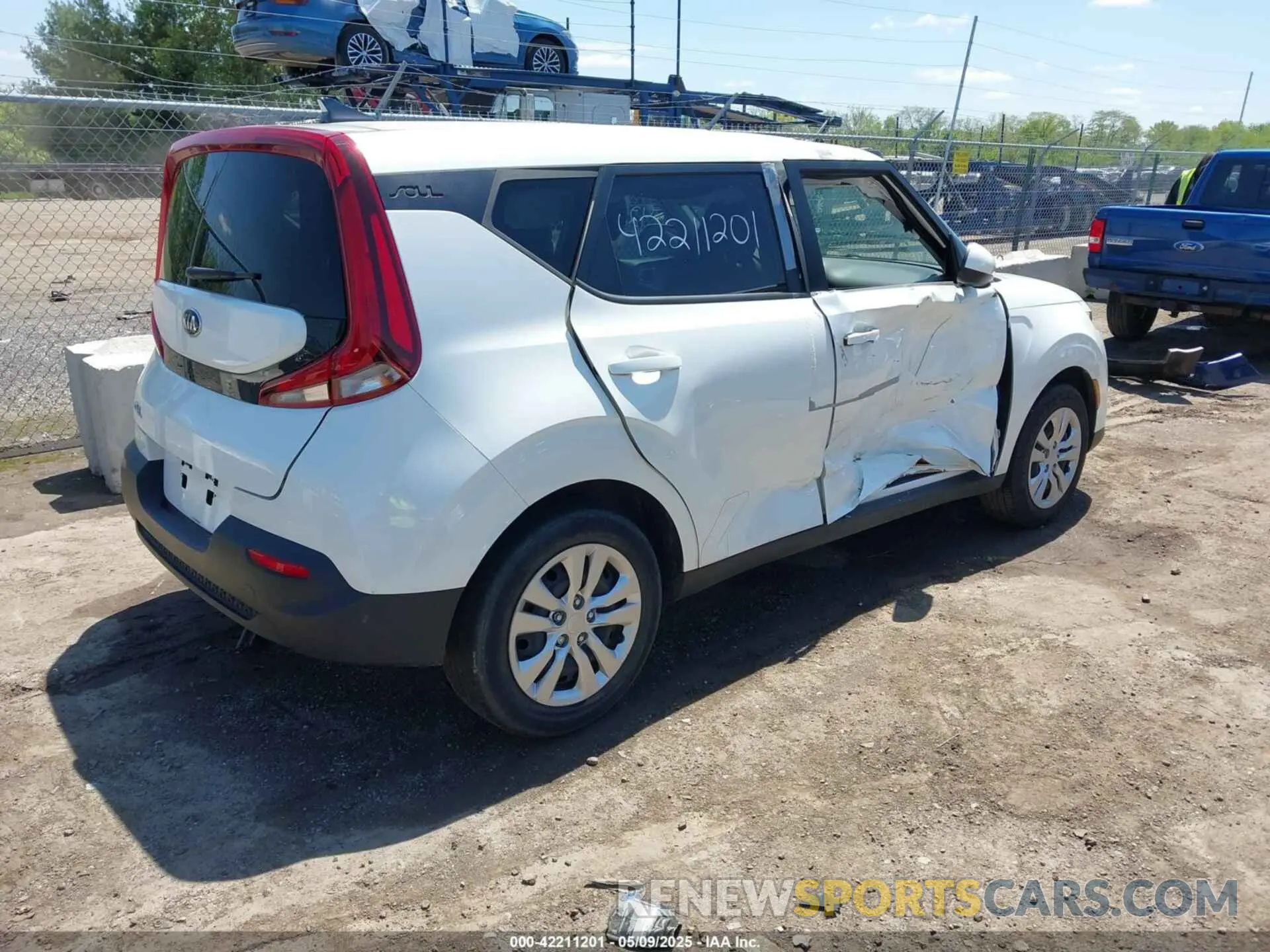 4 Photograph of a damaged car KNDJ23AU4M7755070 KIA SOUL 2021