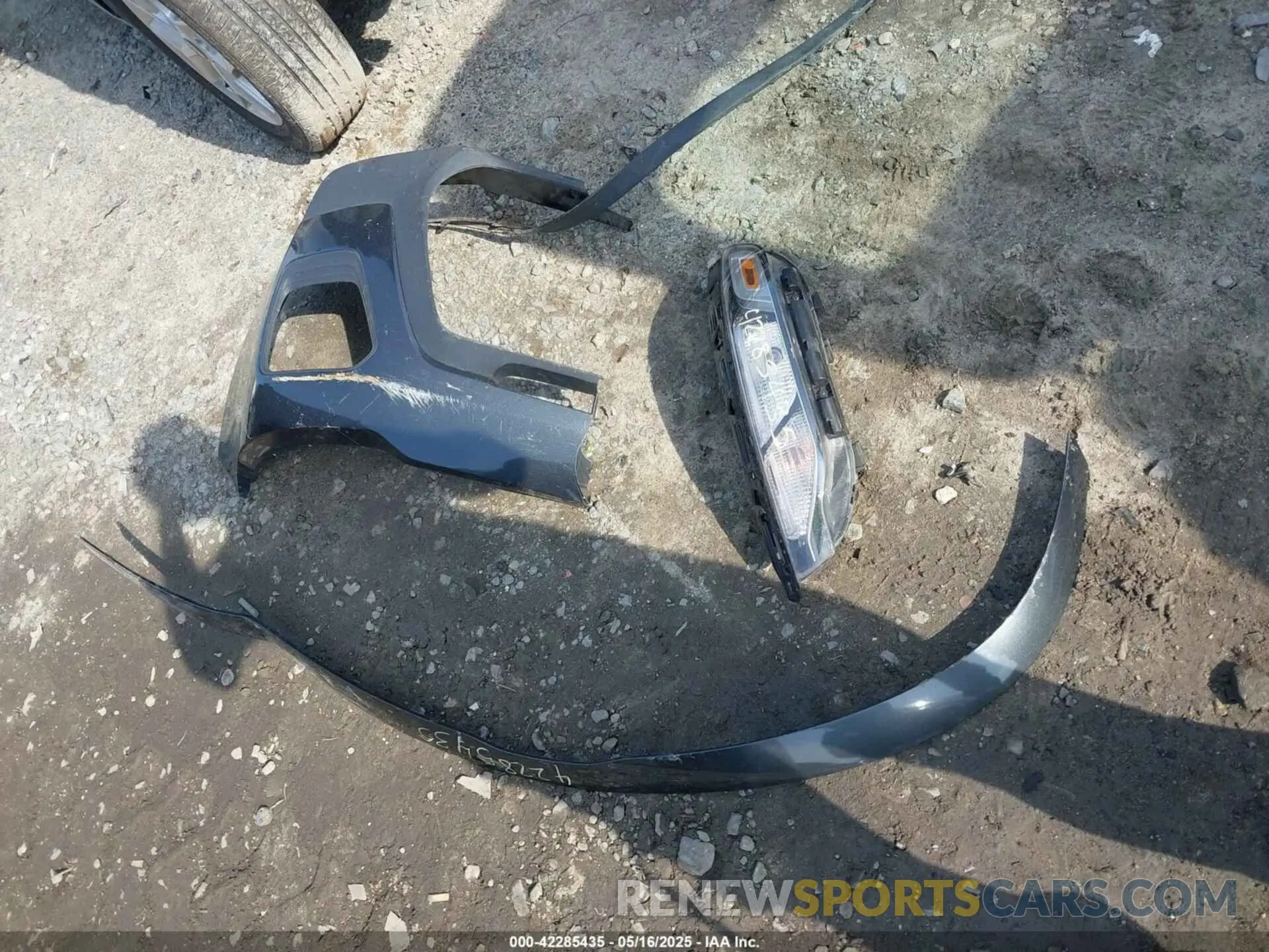 12 Photograph of a damaged car KNDJ23AU6M7750887 KIA SOUL 2021