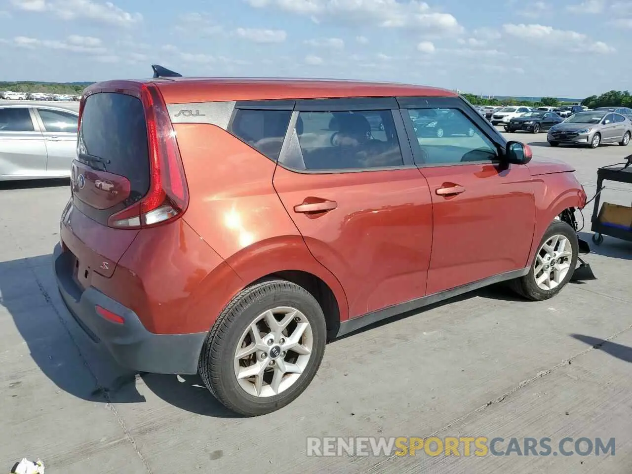 3 Photograph of a damaged car KNDJ23AU6M7769990 KIA SOUL 2021