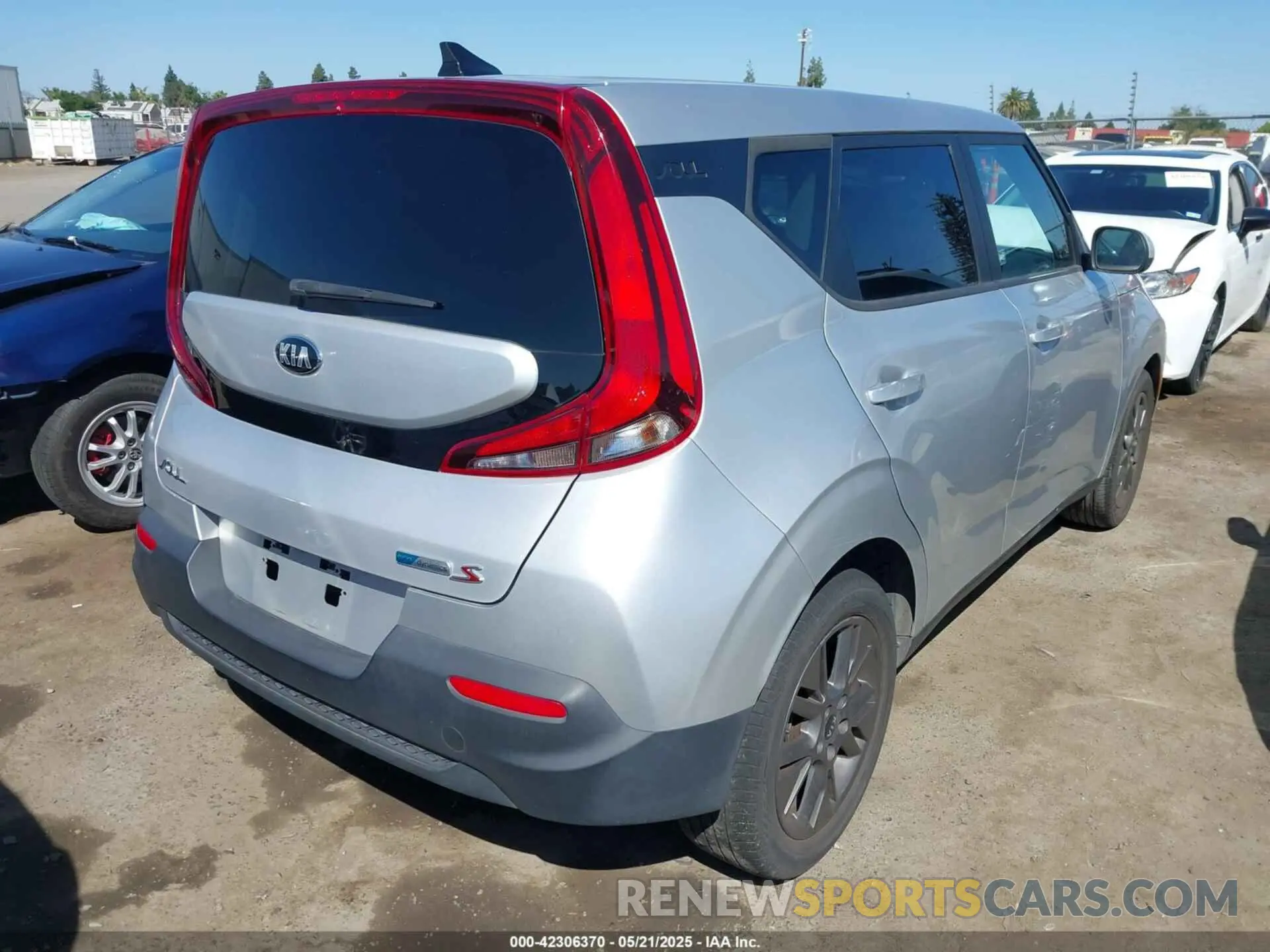 4 Фотография поврежденного автомобиля KNDJ23AU6M7793805 KIA SOUL 2021