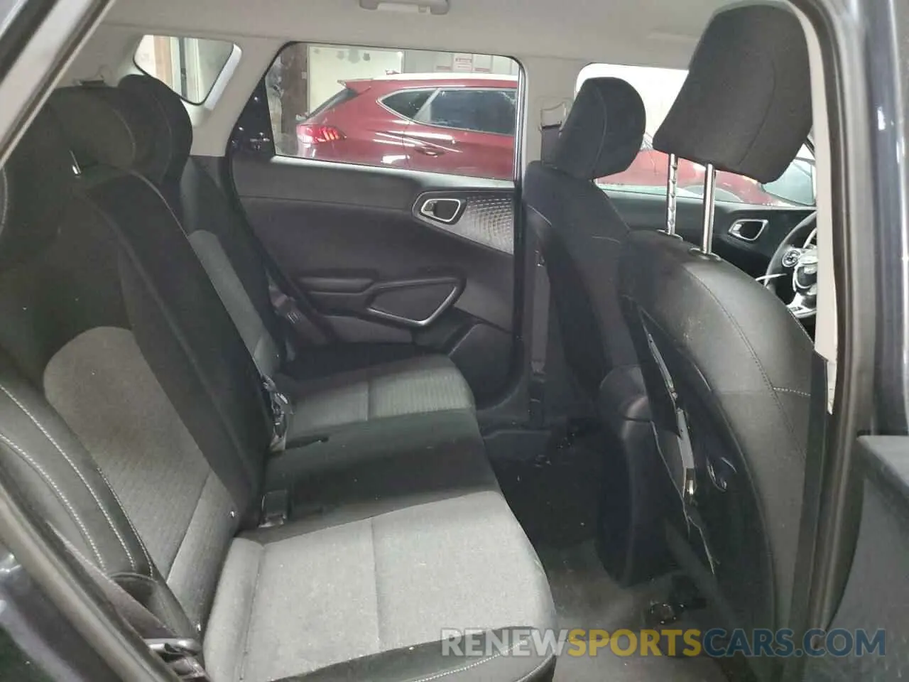 11 Photograph of a damaged car KNDJ23AU7M7736738 KIA SOUL 2021