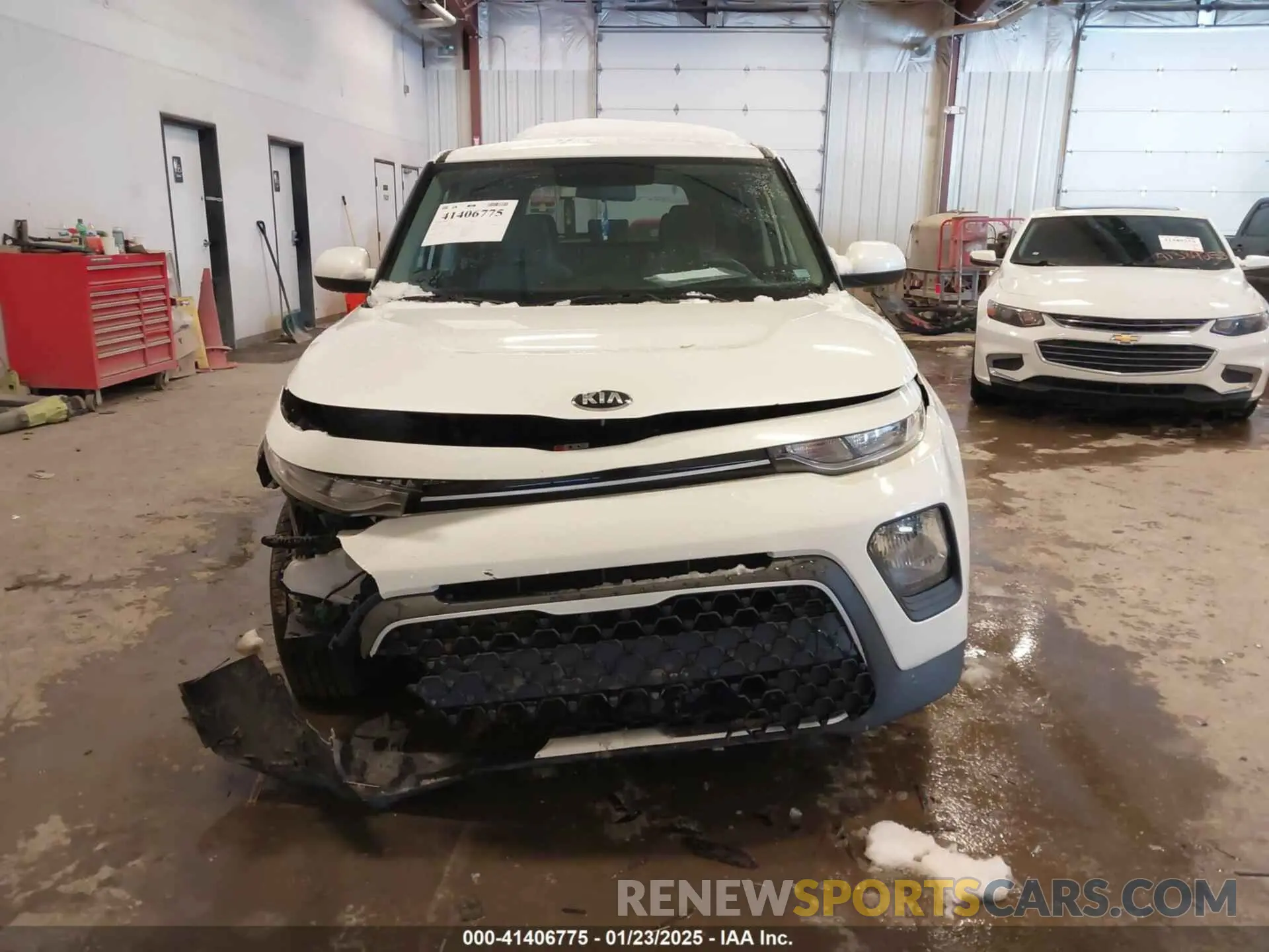 12 Фотография поврежденного автомобиля KNDJ23AU8M7144202 KIA SOUL 2021
