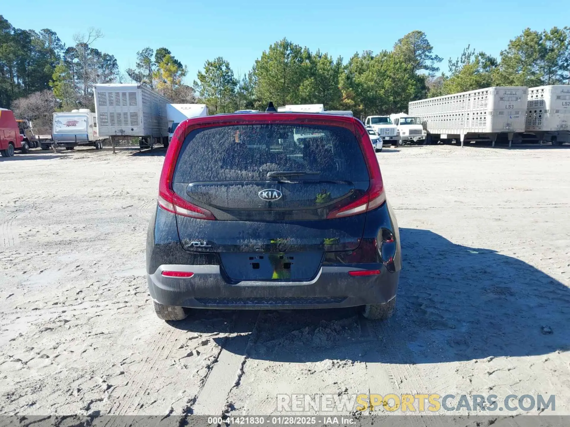 16 Photograph of a damaged car KNDJ23AU8M7148086 KIA SOUL 2021