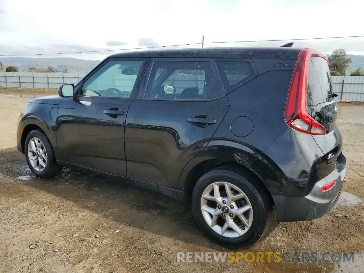 2 Фотография поврежденного автомобиля KNDJ23AU8M7737963 KIA SOUL 2021
