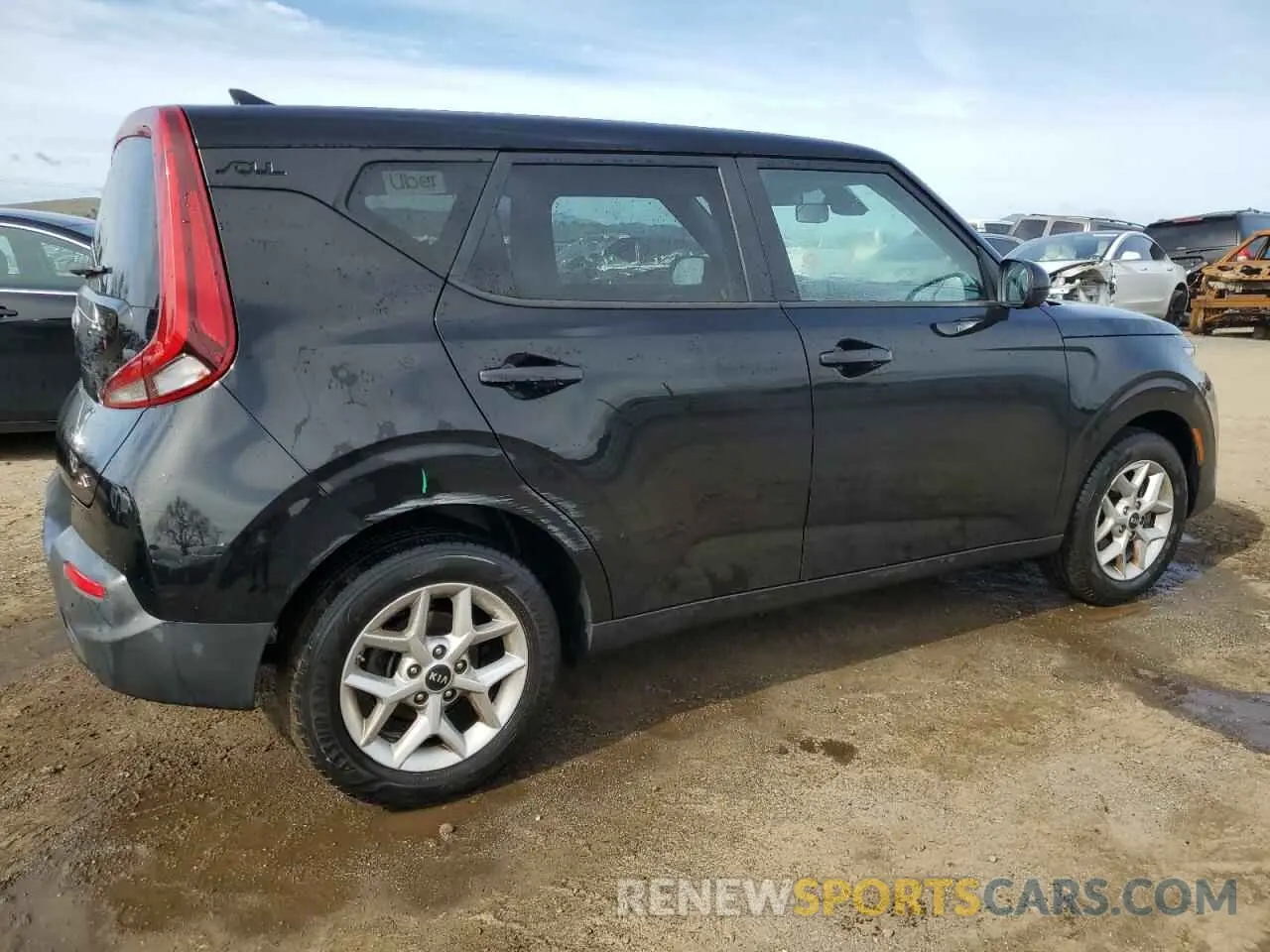 3 Фотография поврежденного автомобиля KNDJ23AU8M7737963 KIA SOUL 2021