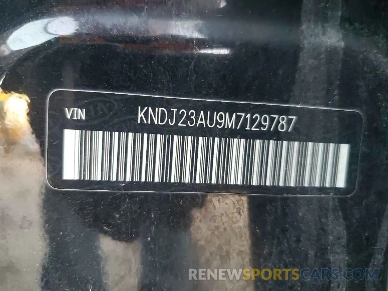 16 Photograph of a damaged car KNDJ23AU9M7129787 KIA SOUL 2021