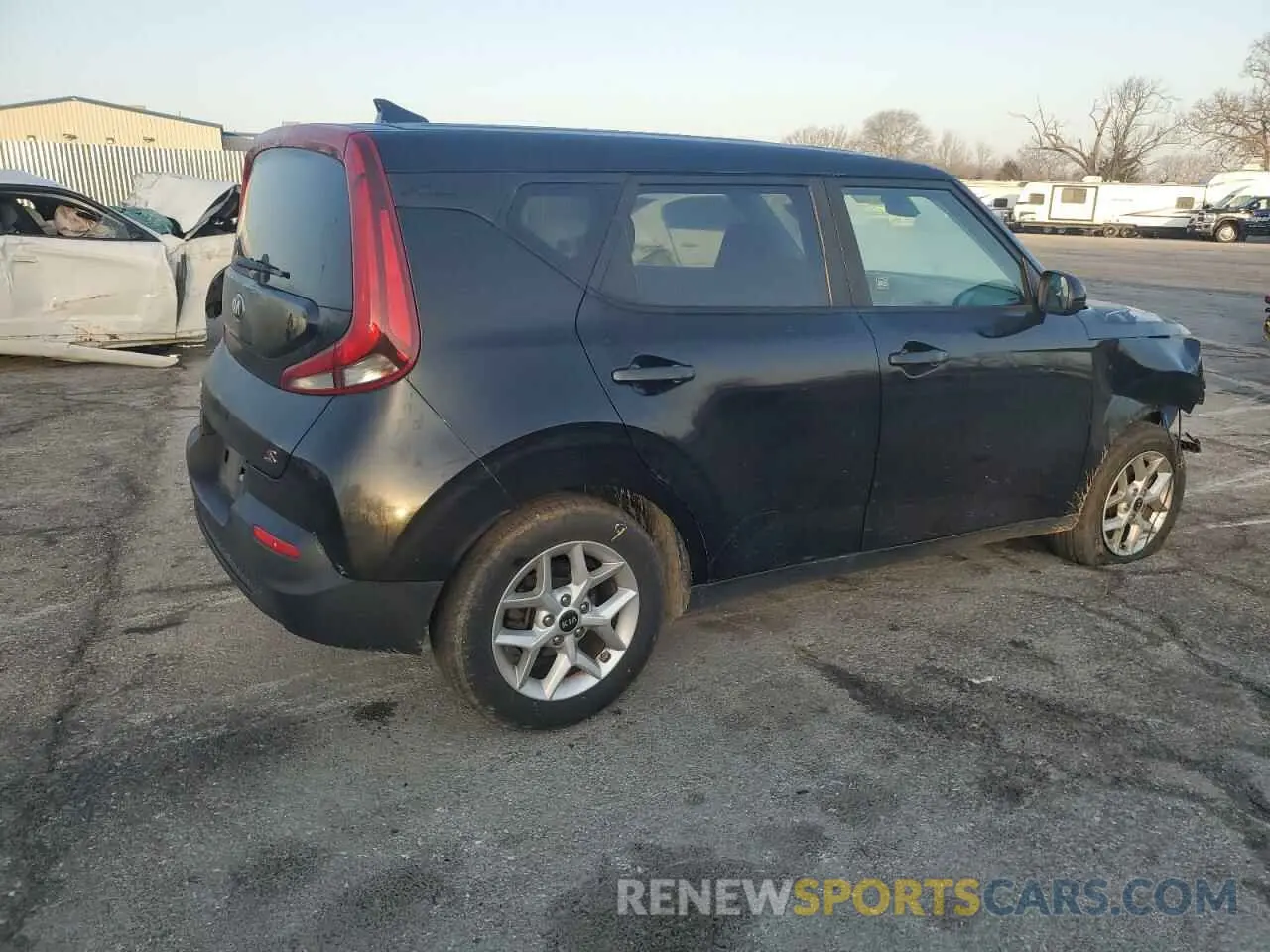 3 Photograph of a damaged car KNDJ23AU9M7129787 KIA SOUL 2021