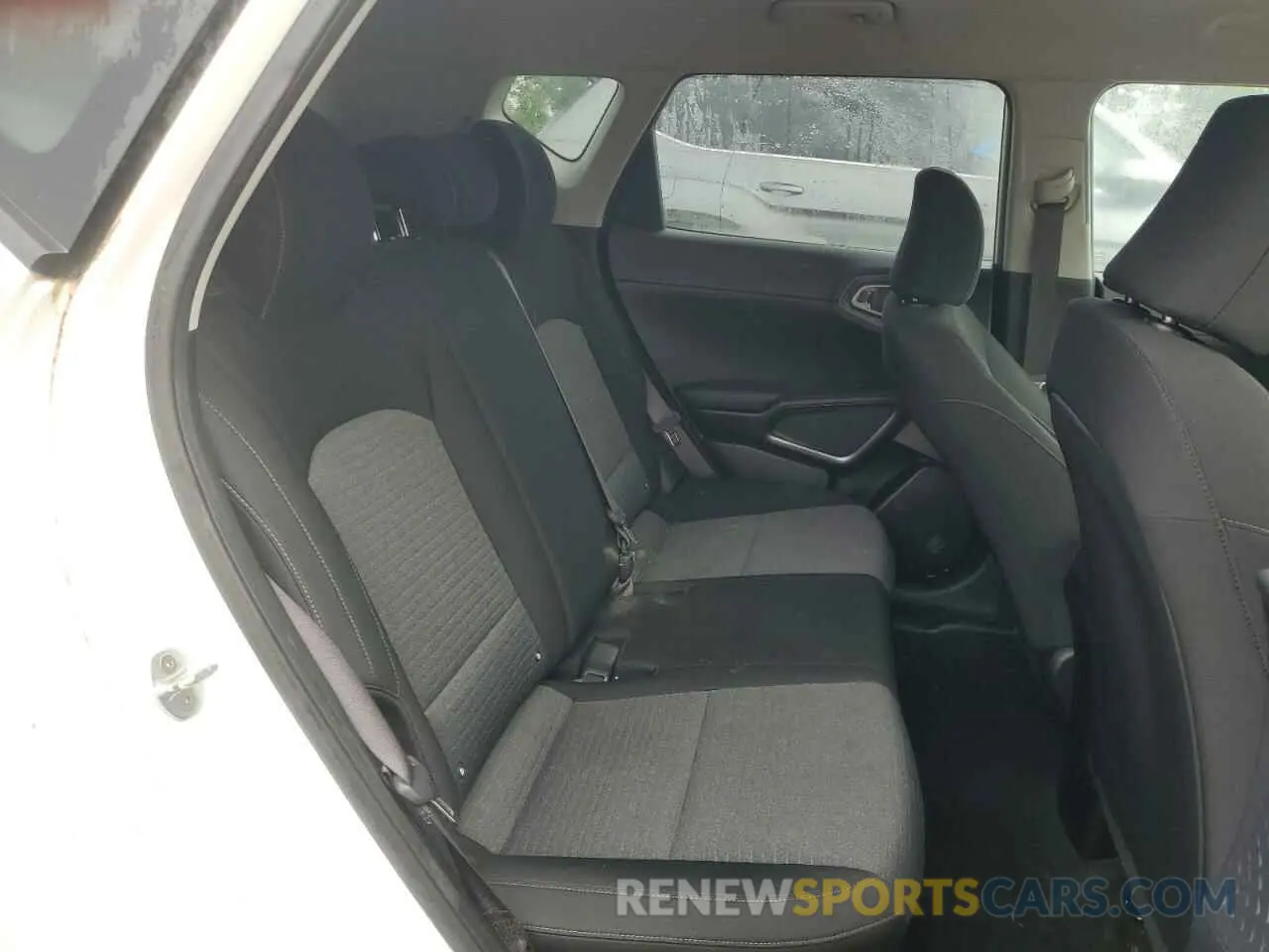 11 Photograph of a damaged car KNDJ23AU9M7778716 KIA SOUL 2021