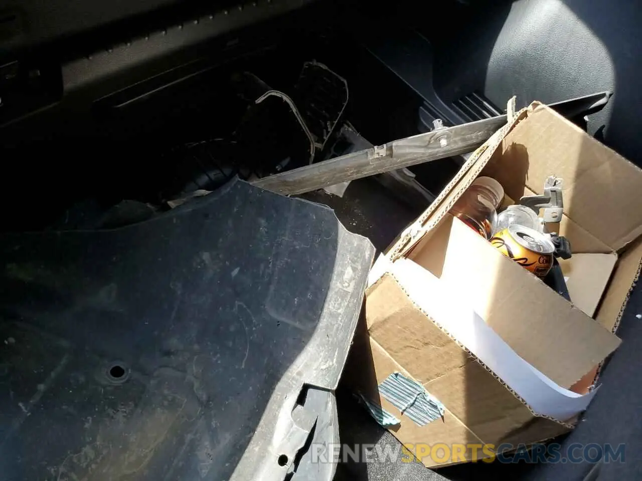 12 Photograph of a damaged car KNDJ23AU9M7787898 KIA SOUL 2021