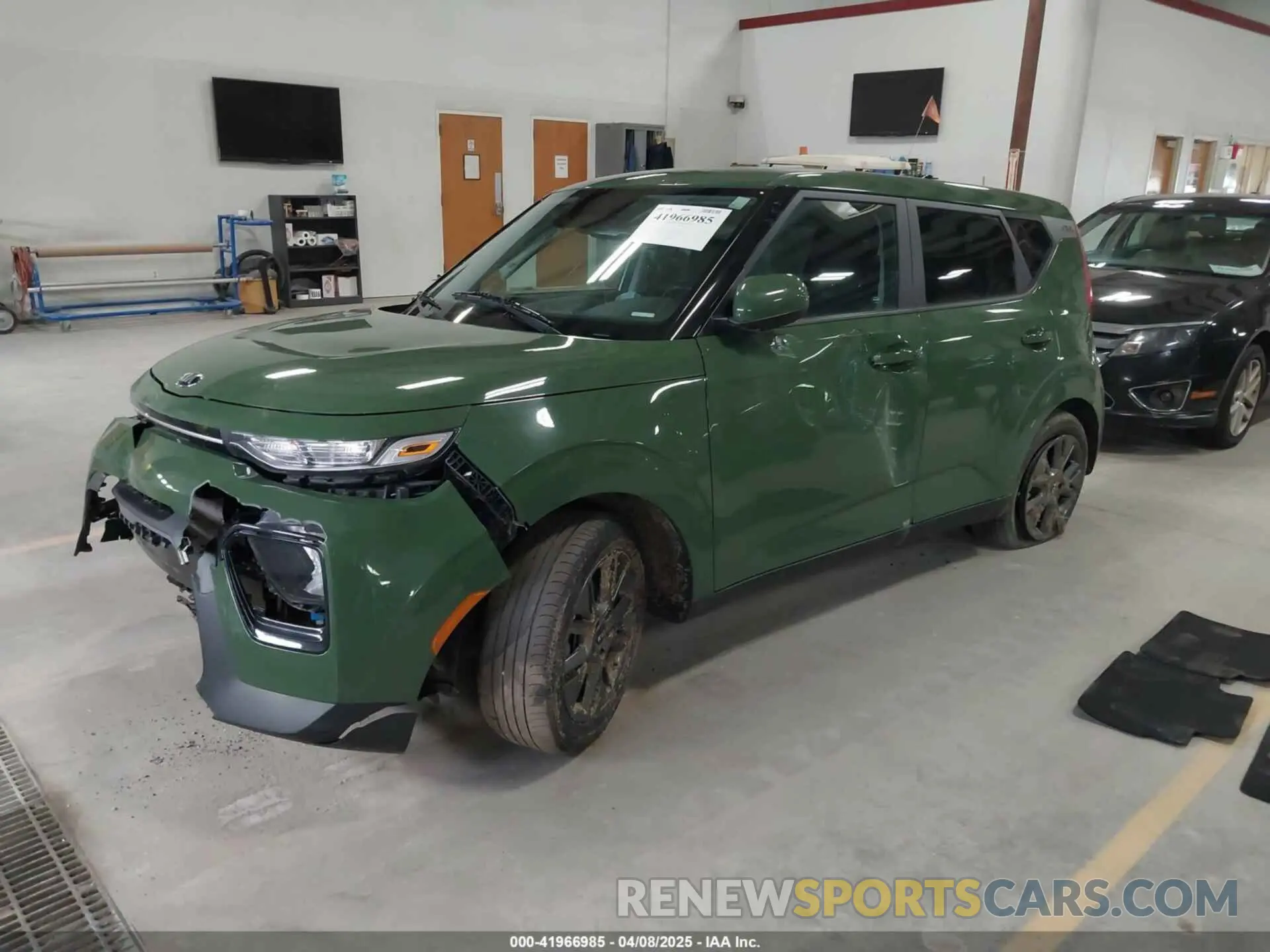 2 Photograph of a damaged car KNDJ33AU2M7131586 KIA SOUL 2021