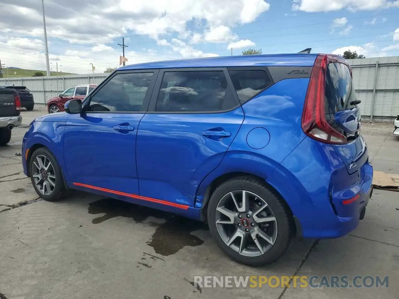 2 Photograph of a damaged car KNDJ53AF0M7741885 KIA SOUL 2021