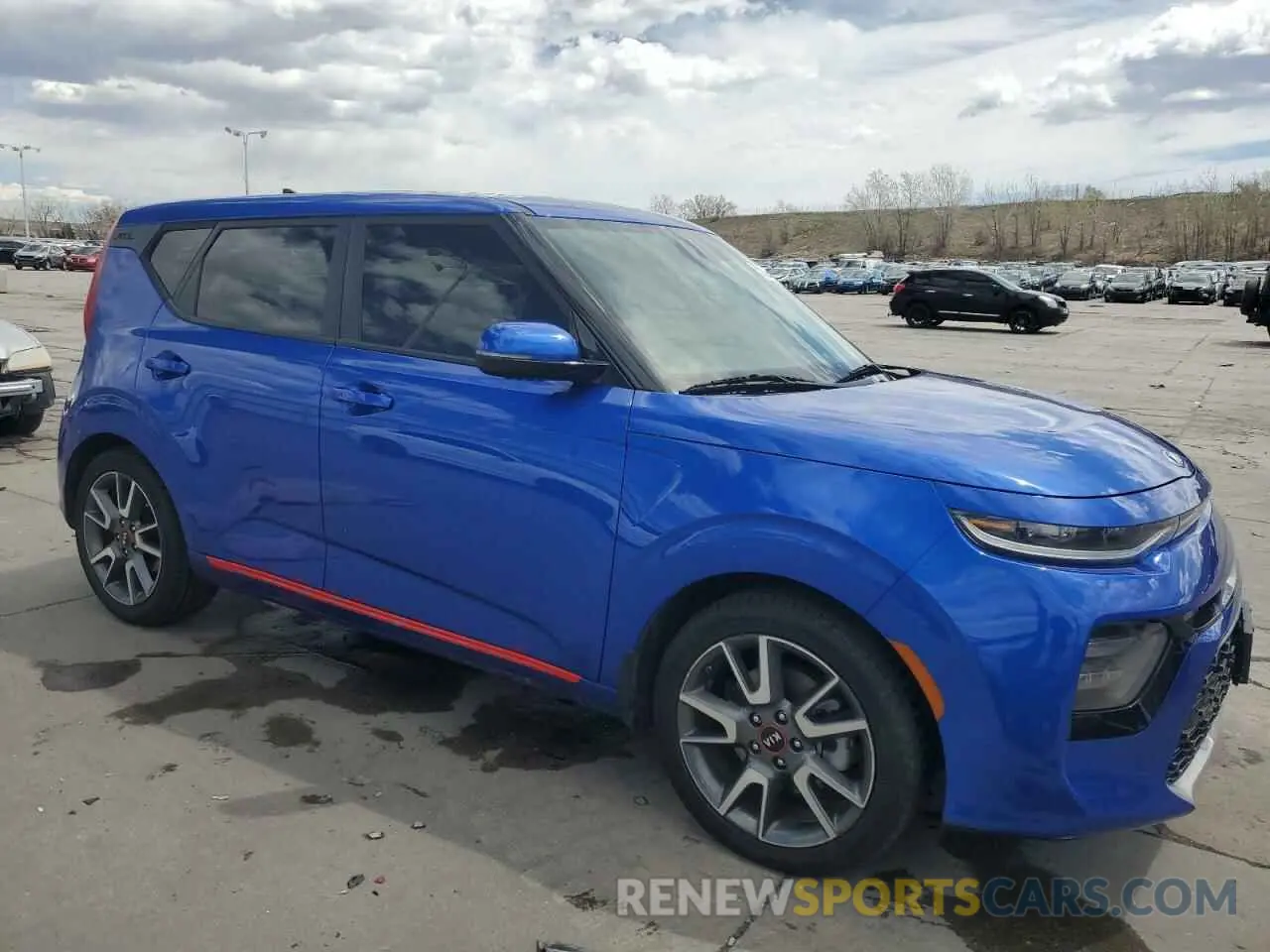 4 Photograph of a damaged car KNDJ53AF0M7741885 KIA SOUL 2021