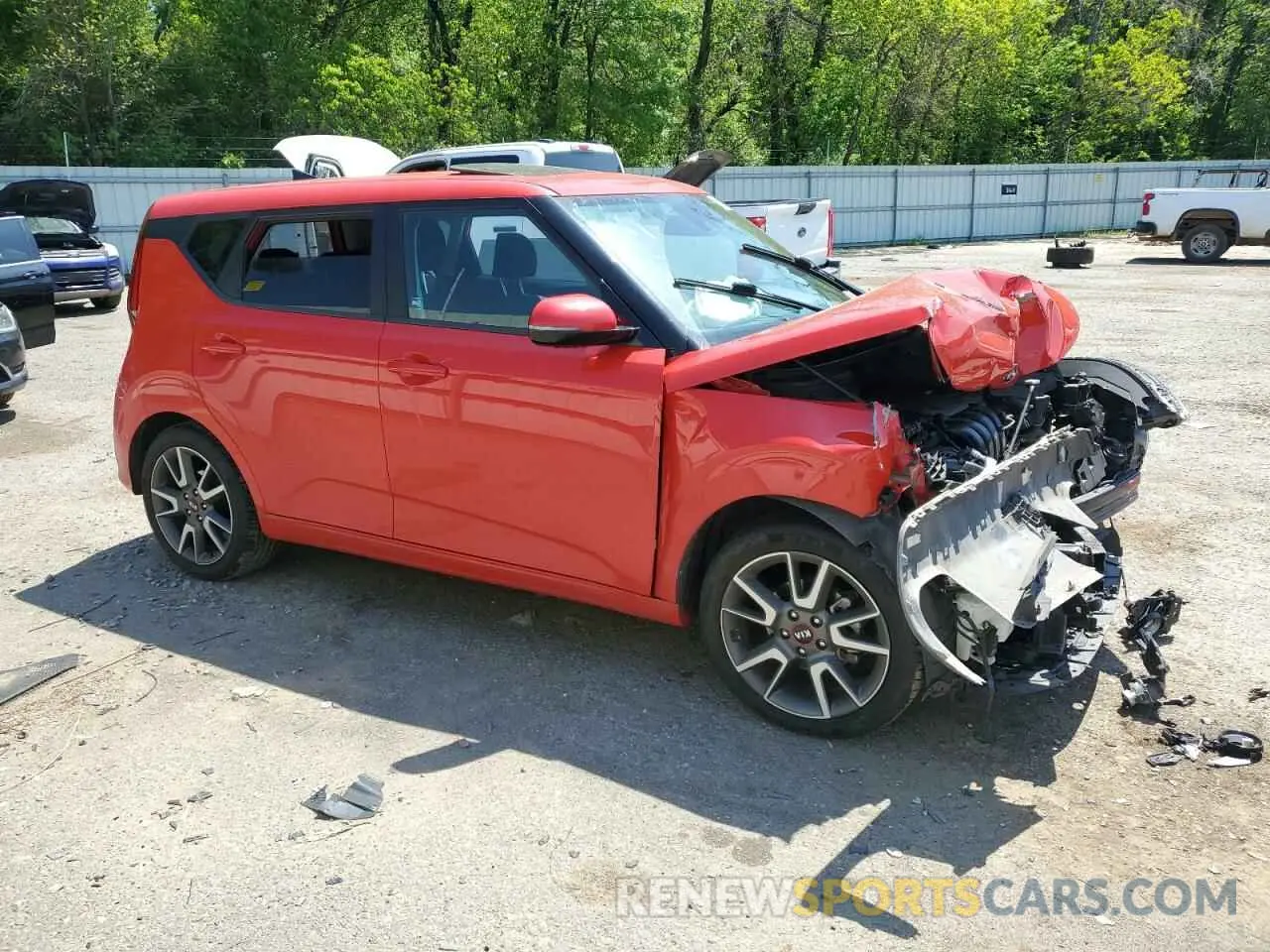 4 Photograph of a damaged car KNDJ63AU9M7142236 KIA SOUL 2021
