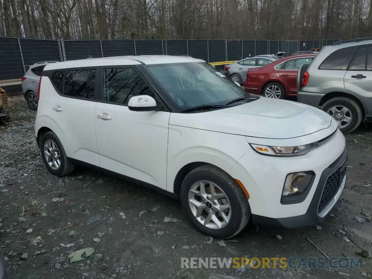 4 Photograph of a damaged car KNDJ23AU1N7180153 KIA SOUL 2022