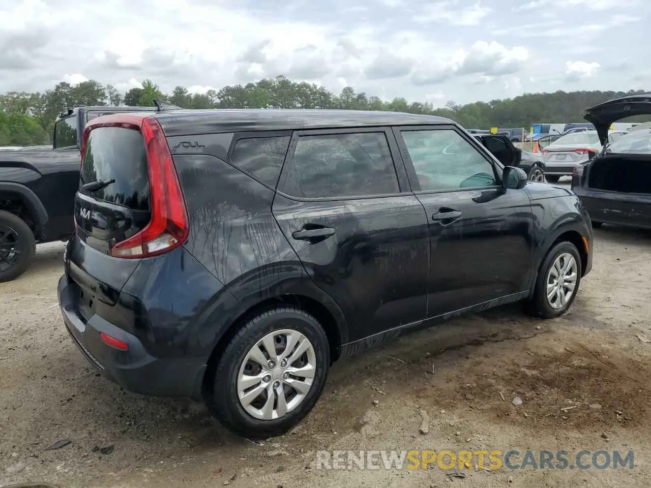 3 Photograph of a damaged car KNDJ23AU2N7800363 KIA SOUL 2022