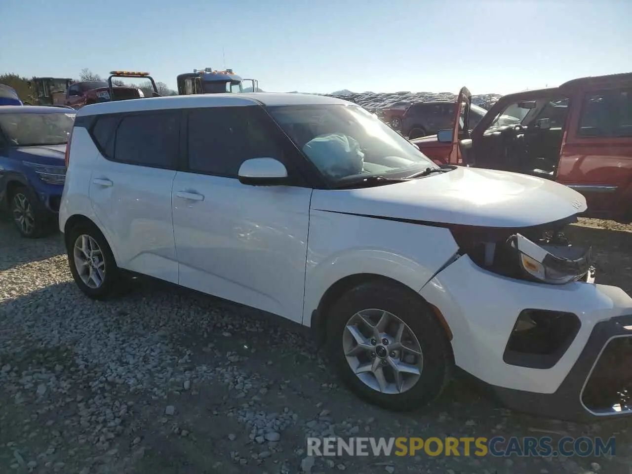 4 Photograph of a damaged car KNDJ23AU3N7151995 KIA SOUL 2022