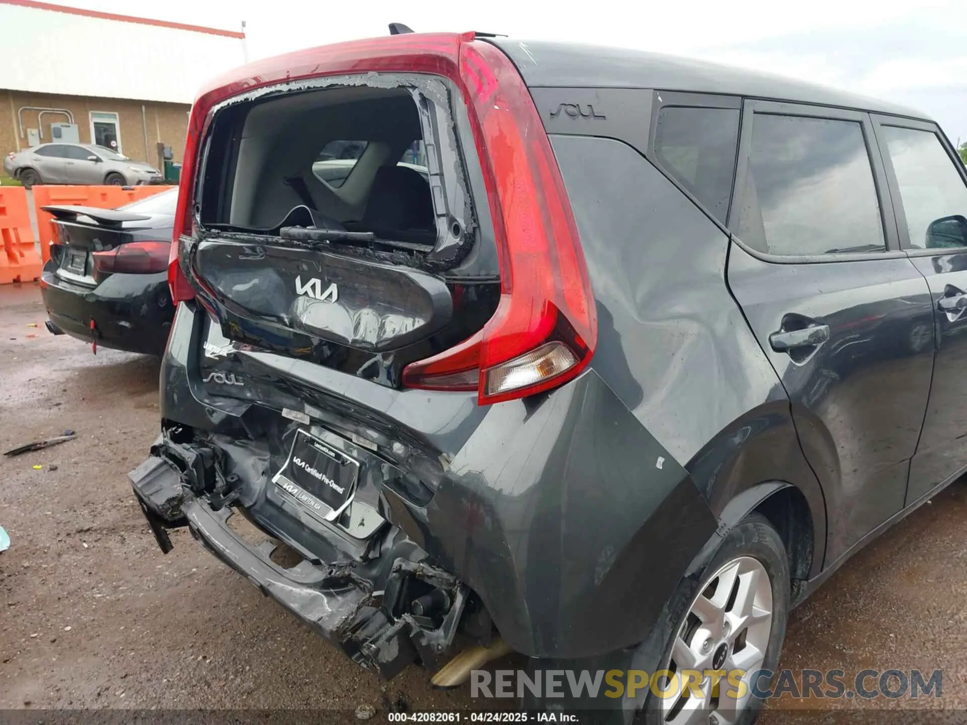 6 Фотография поврежденного автомобиля KNDJ23AU3N7810674 KIA SOUL 2022