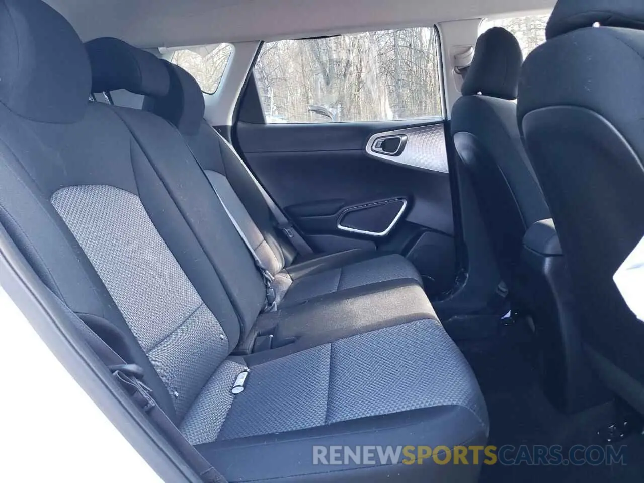 11 Фотография поврежденного автомобиля KNDJ23AU4N7174475 KIA SOUL 2022