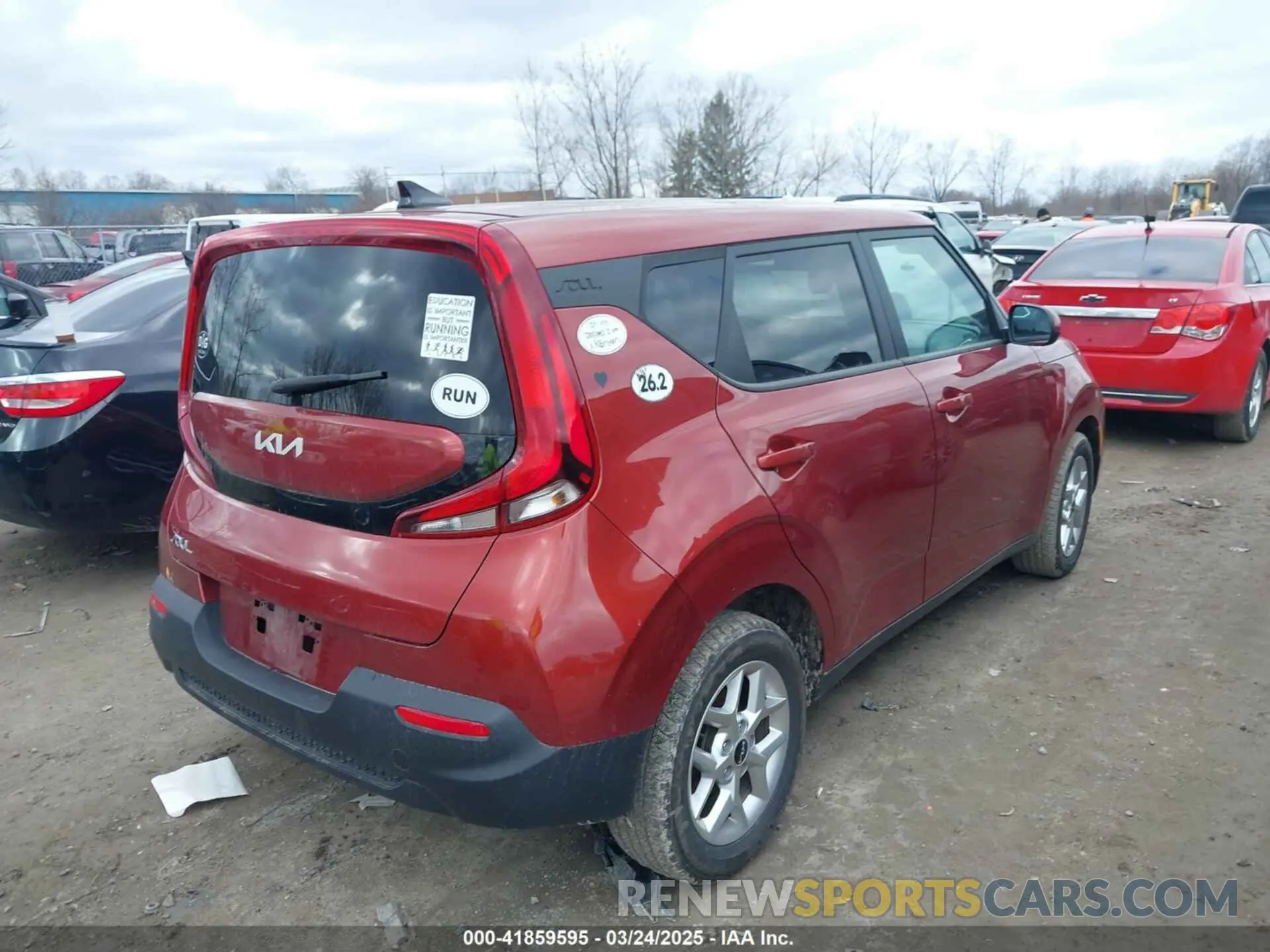 4 Photograph of a damaged car KNDJ23AU5N7806982 KIA SOUL 2022