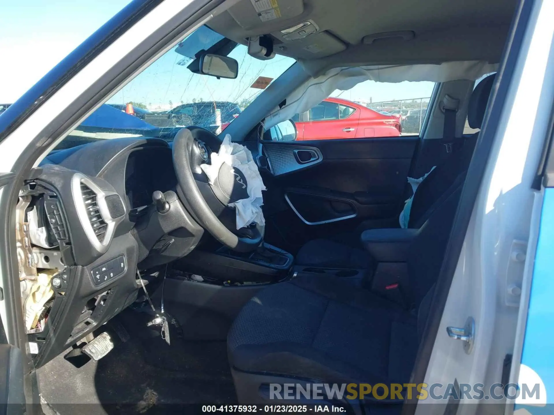 5 Photograph of a damaged car KNDJ23AU5N7827993 KIA SOUL 2022