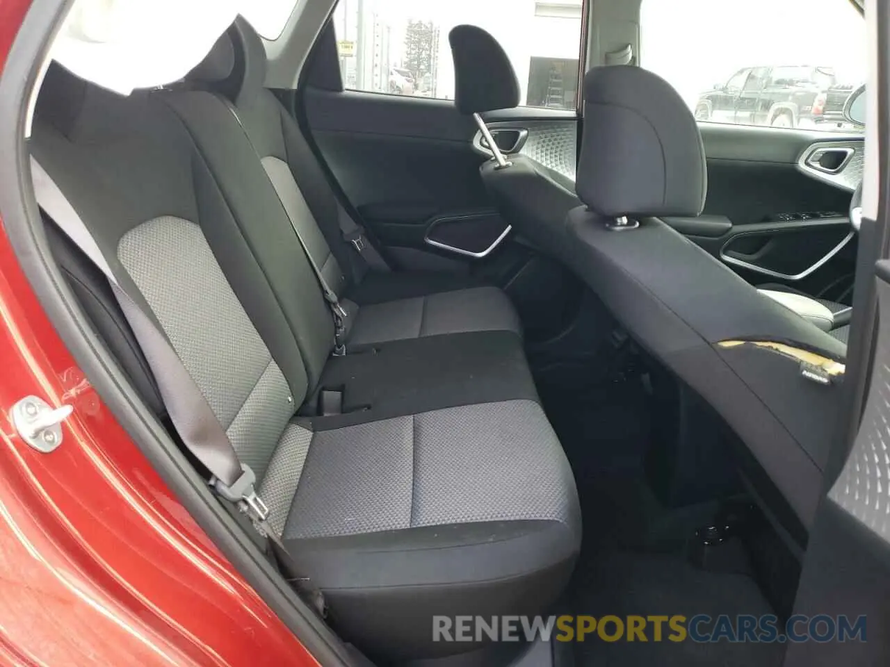10 Фотография поврежденного автомобиля KNDJ23AU6N7813861 KIA SOUL 2022