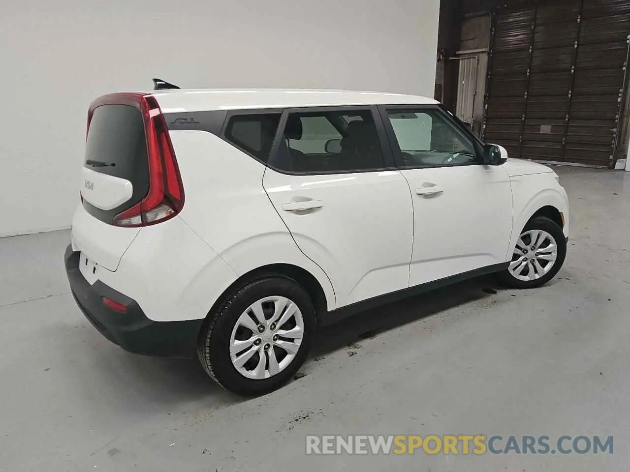 3 Фотография поврежденного автомобиля KNDJ23AU7N7169206 KIA SOUL 2022