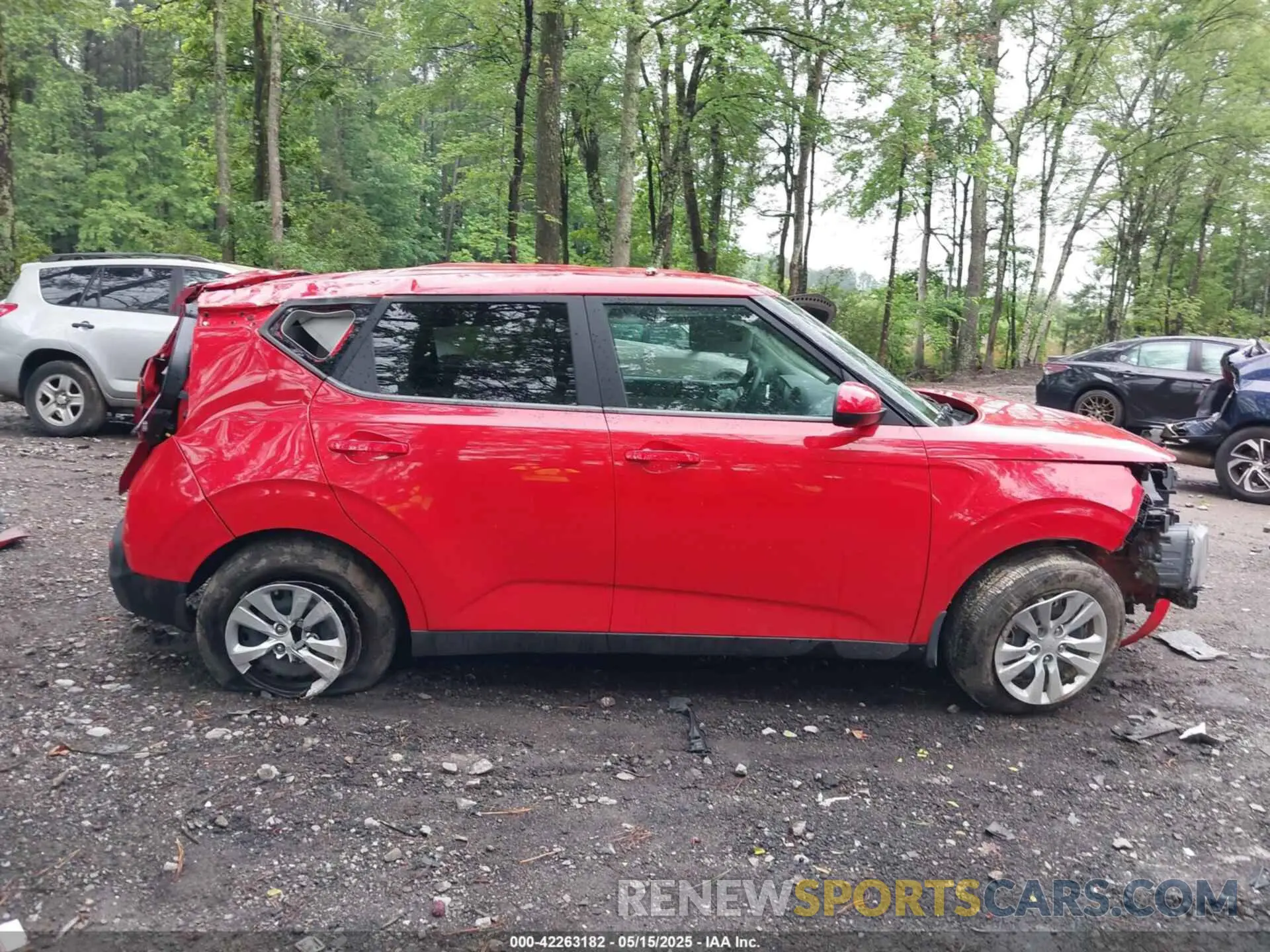 14 Photograph of a damaged car KNDJ23AU7N7169433 KIA SOUL 2022