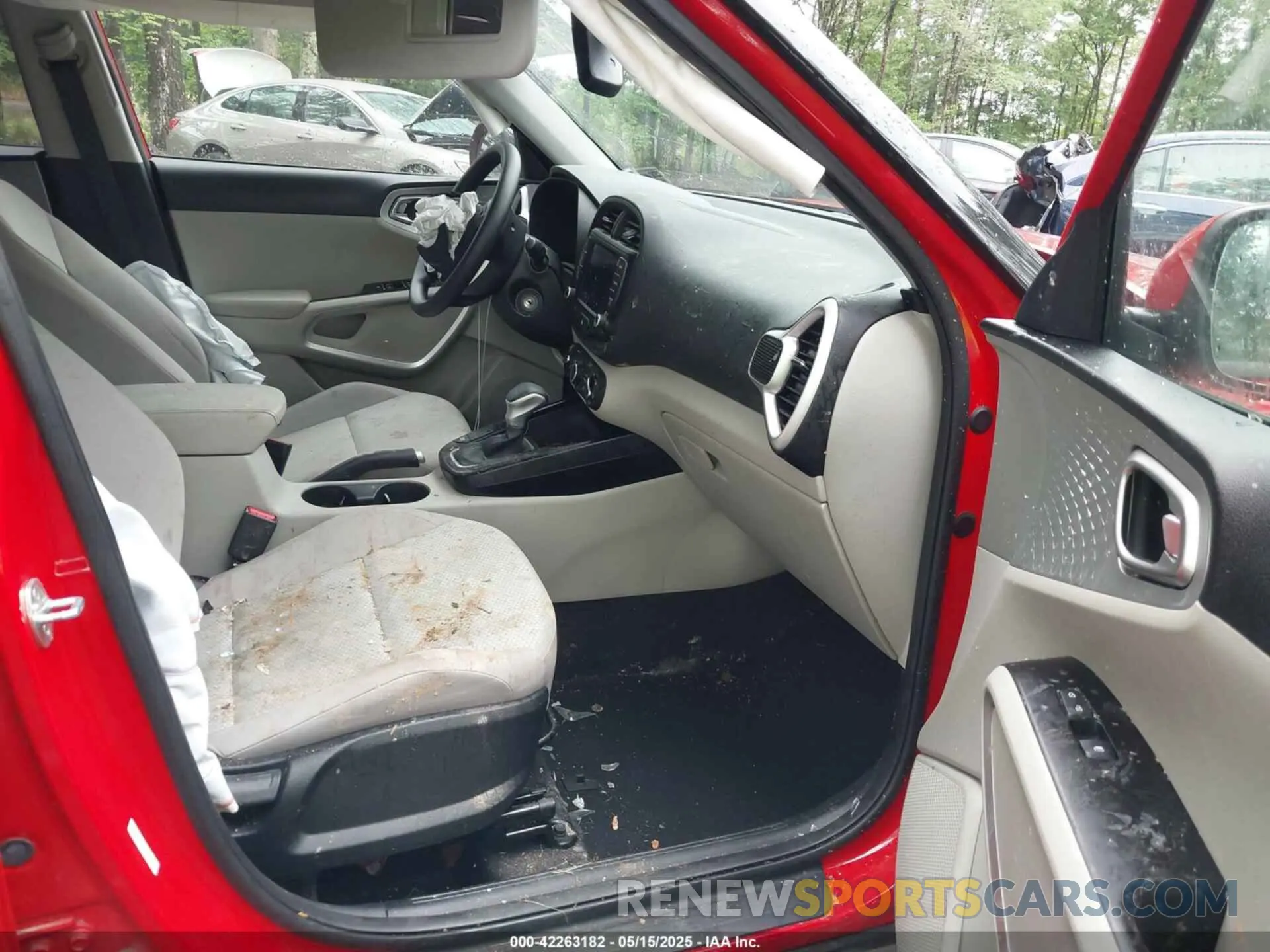 5 Photograph of a damaged car KNDJ23AU7N7169433 KIA SOUL 2022