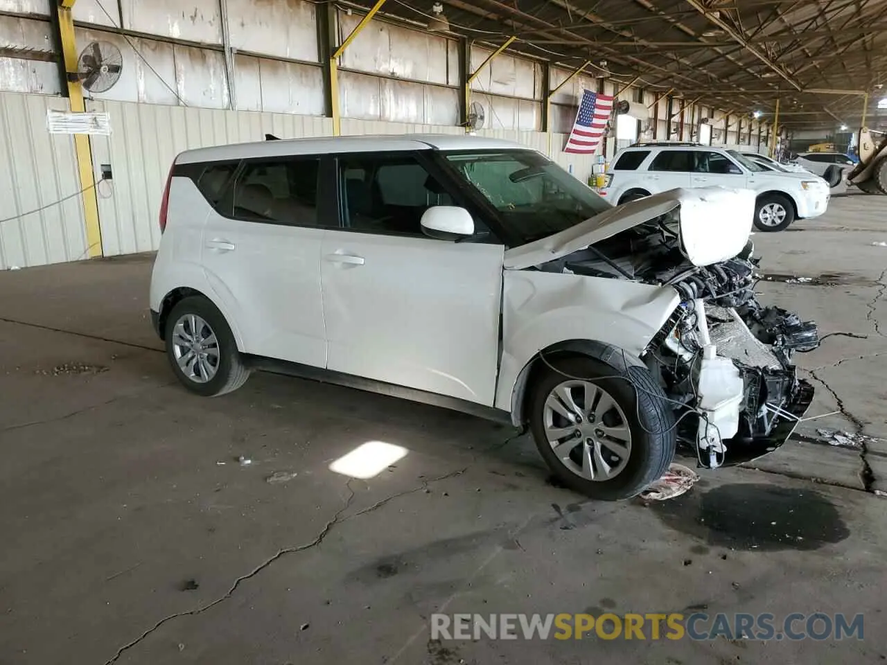 4 Photograph of a damaged car KNDJ23AU7N7805669 KIA SOUL 2022